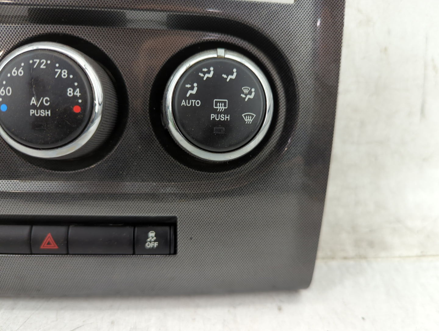 2011-2014 Dodge Challenger Climate Control Module Temperature AC/Heater Replacement P/N:P68194005AC Fits Fits 2011 2012 2013