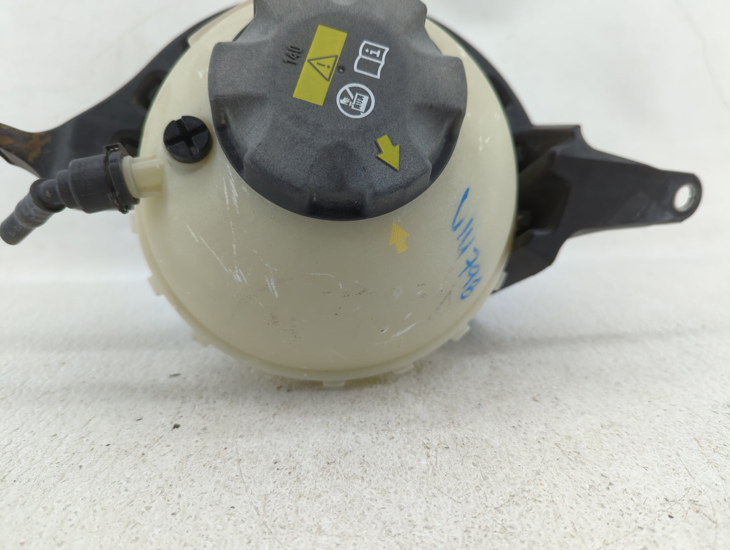 Dodge Challenger Radiator Coolant Overflow Expansion Tank Bottle - Oemusedautoparts1.com