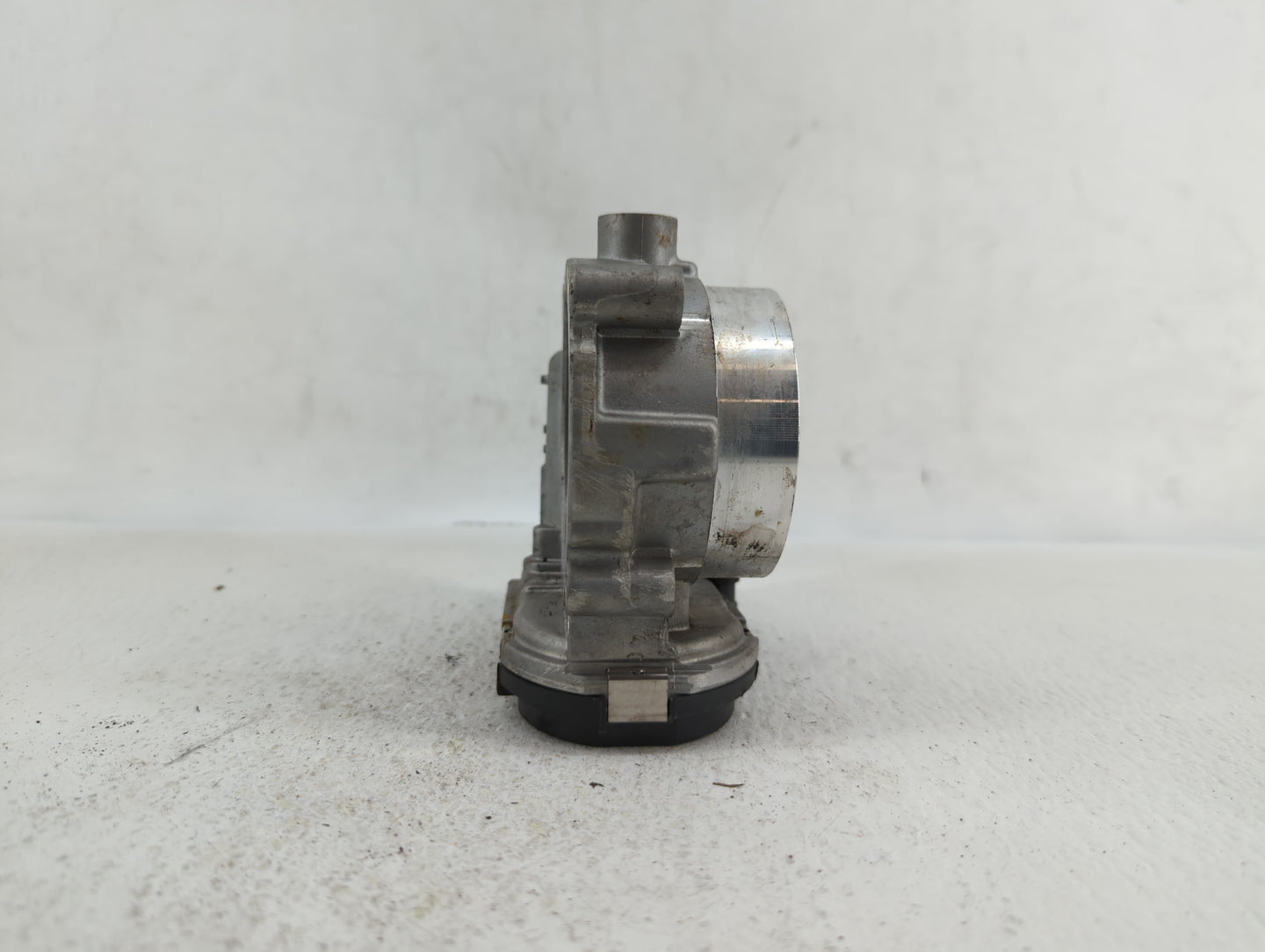 2011-2018 Dodge Challenger Throttle Body P/N:05184349AD 05184349AC Fits Fits 2011 2012 2013 2014 2015 2016 2017 2018 2019 OE