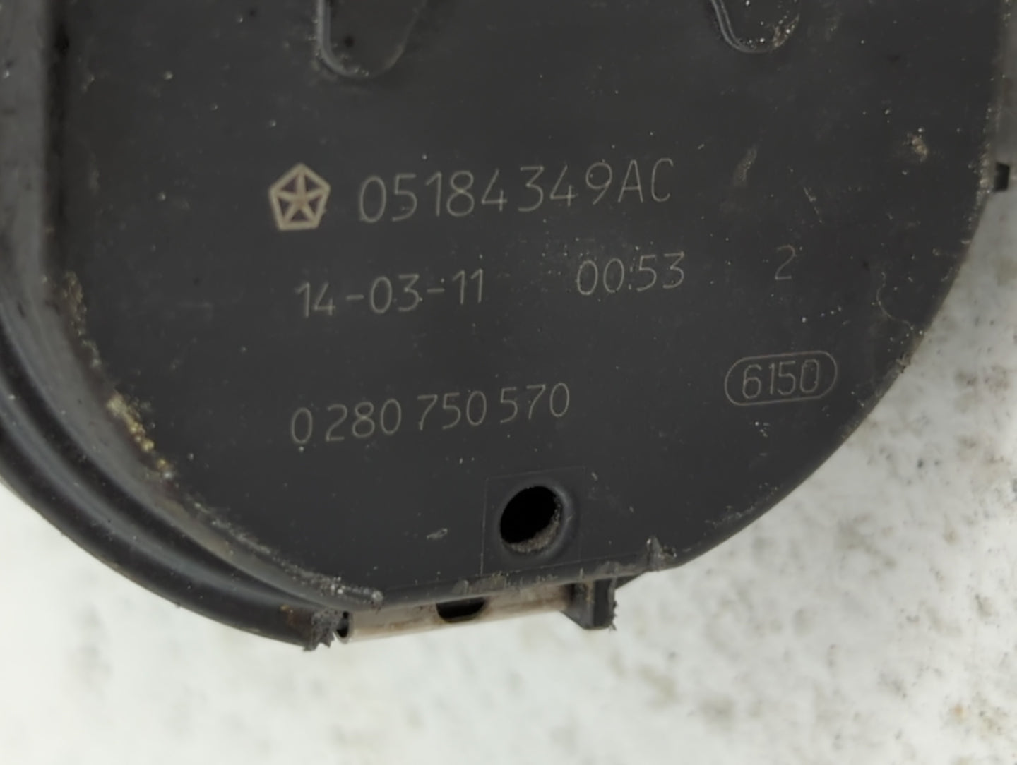 2011-2018 Dodge Challenger Throttle Body P/N:05184349AD 05184349AC Fits Fits 2011 2012 2013 2014 2015 2016 2017 2018 2019 OE