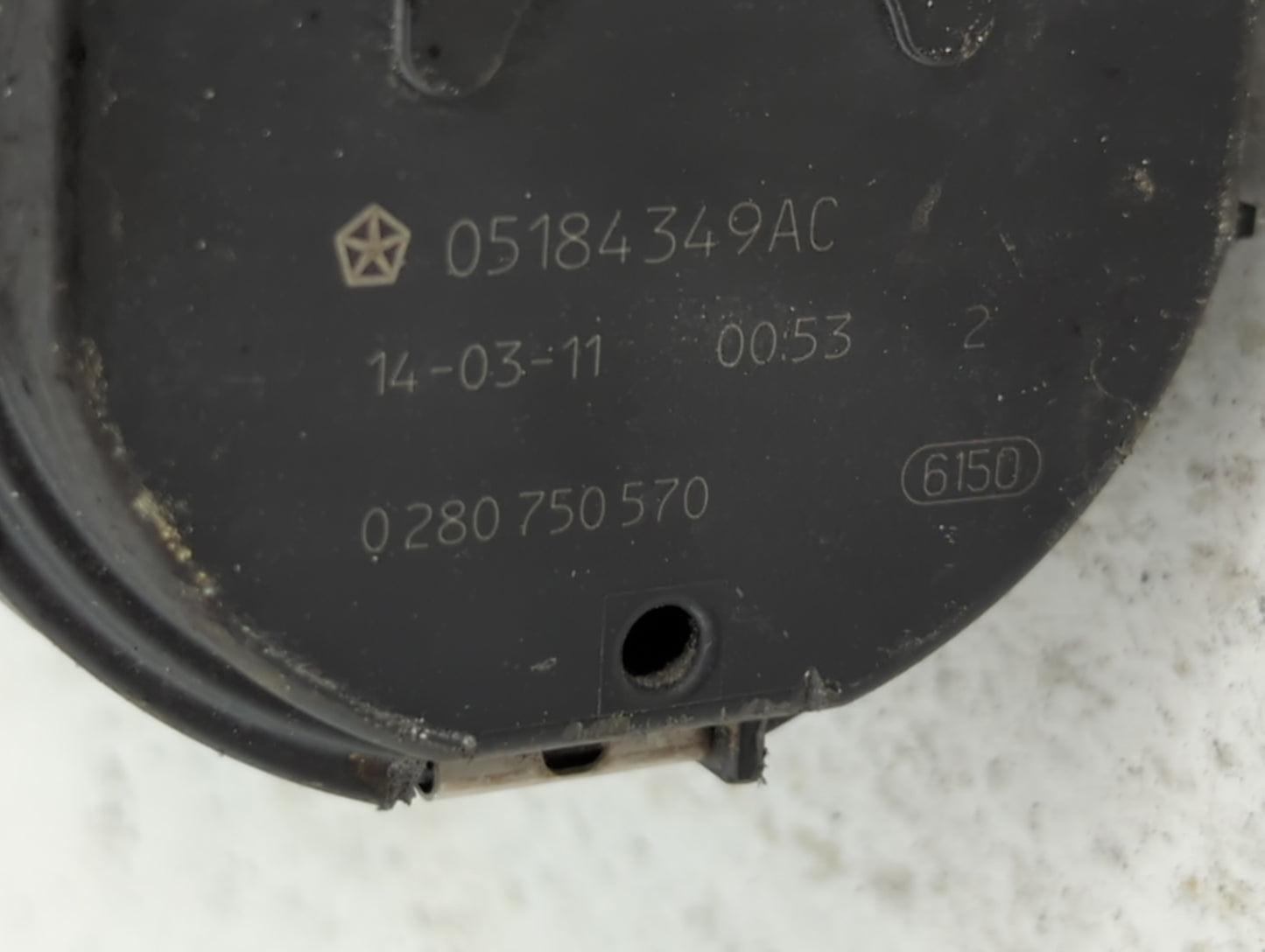 2011-2018 Dodge Challenger Throttle Body P/N:05184349AD 05184349AC Fits Fits 2011 2012 2013 2014 2015 2016 2017 2018 2019 OE