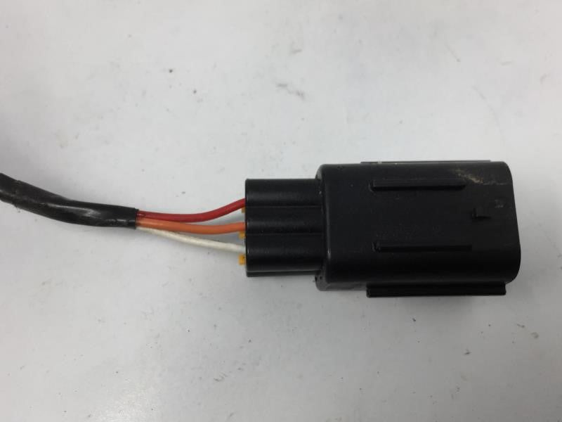 2014 Dodge Challenger Passenger Side View Mirror - Right Door Mirror OEM Used - Oemusedautoparts1.com