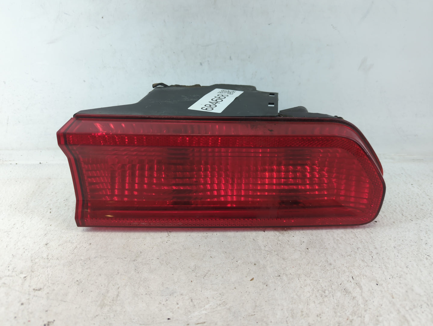 2008-2014 Dodge Challenger Tail Light Assembly Passenger Right OEM Fits Fits 2008 2009 2010 2011 2012 2013 2014 OEM Used Aut