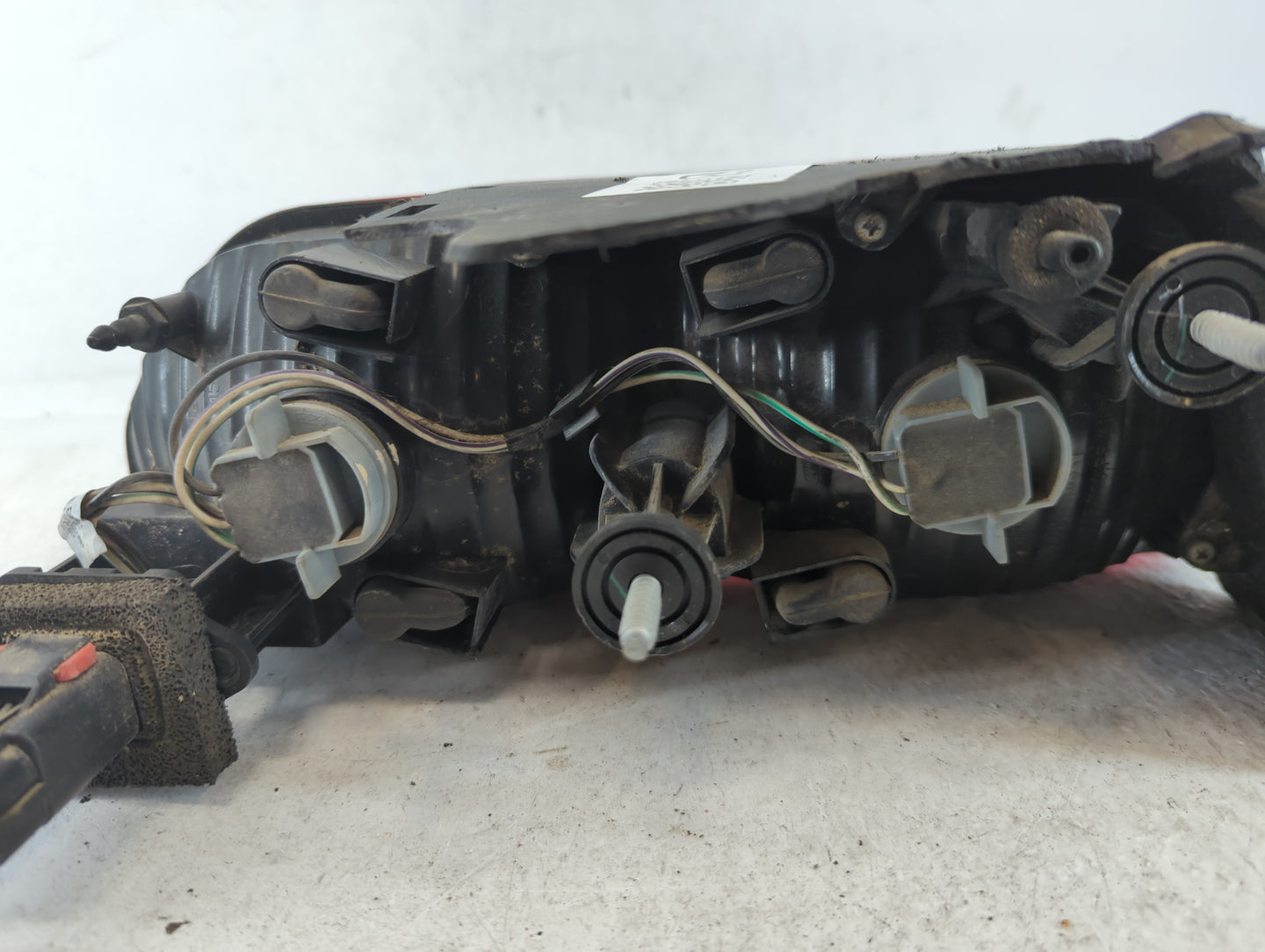 2008-2014 Dodge Challenger Tail Light Assembly Passenger Right OEM Fits Fits 2008 2009 2010 2011 2012 2013 2014 OEM Used Aut