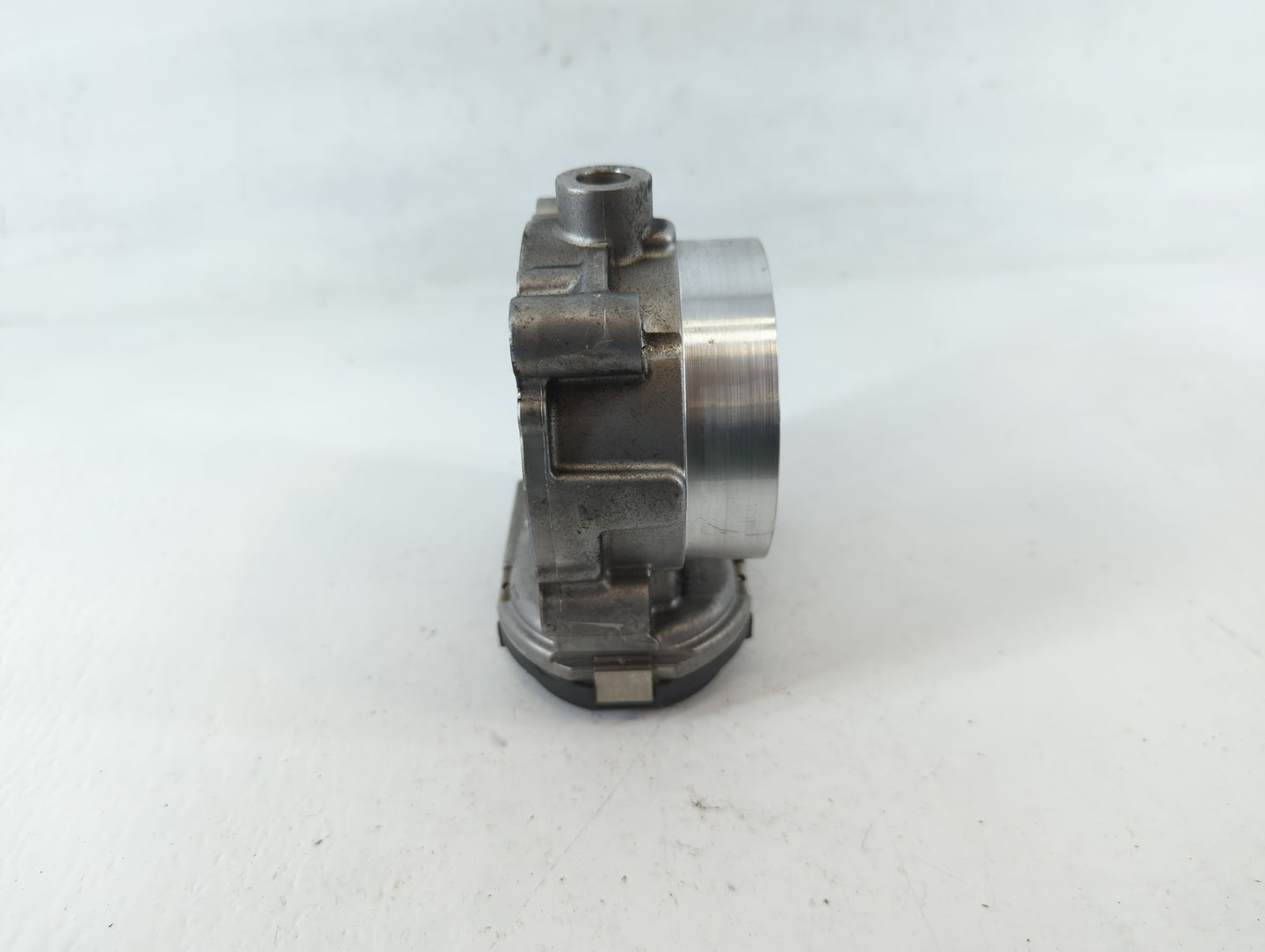 2011-2022 Dodge Challenger Throttle Body P/N:0 280 750 570 05184349AC Fits OEM Used Auto Parts - Oemusedautoparts1.com