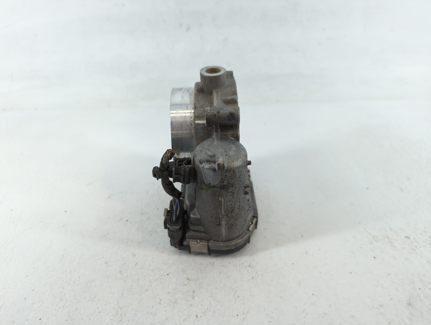 2011-2022 Dodge Challenger Throttle Body P/N:0 280 750 570 05184349AC Fits OEM Used Auto Parts - Oemusedautoparts1.com