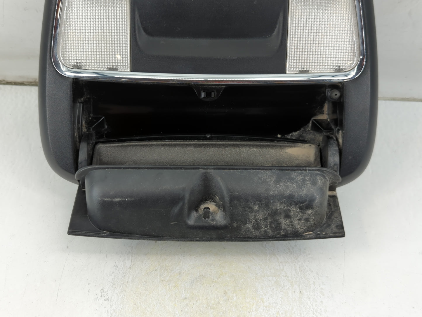 2011-2014 Dodge Charger Overhead Roof Console 1047686 - Oemusedautoparts1.com