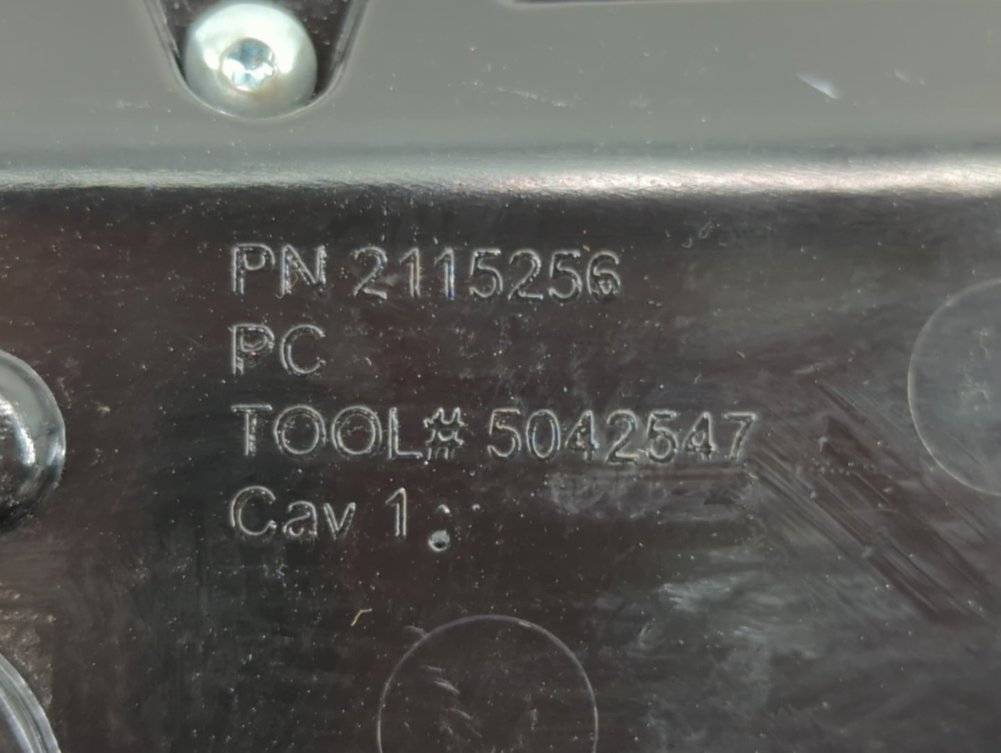 2011-2014 Dodge Charger Overhead Roof Console 1047686 - Oemusedautoparts1.com