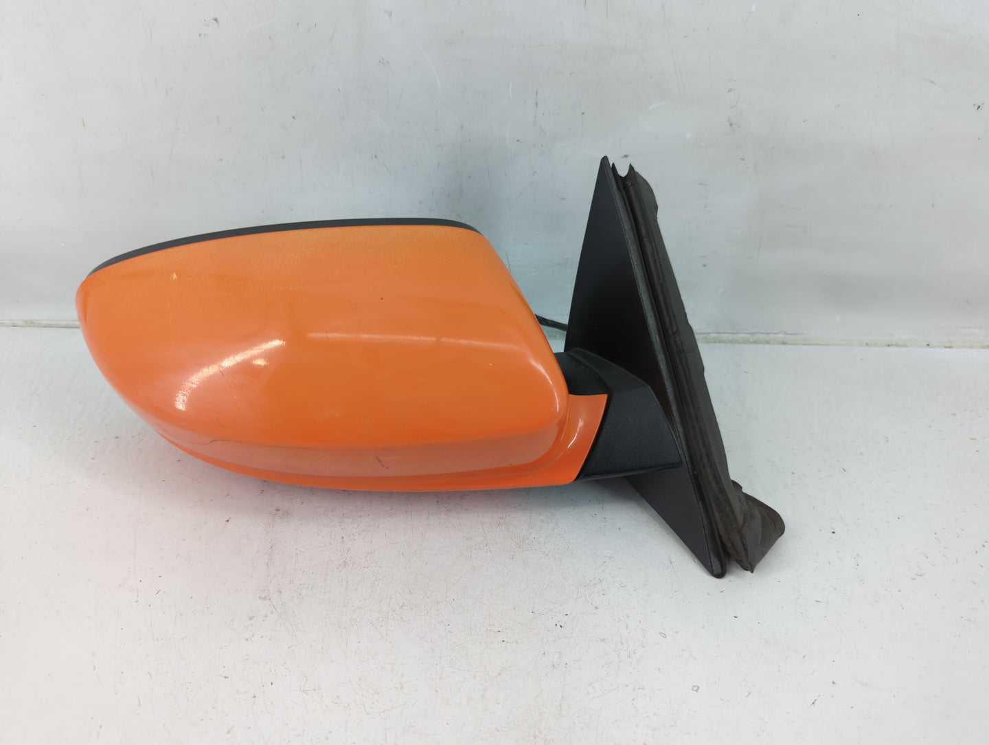 2011-2014 Dodge Charger Passenger Side View Mirror - Right Door Mirror OEM Used - Oemusedautoparts1.com