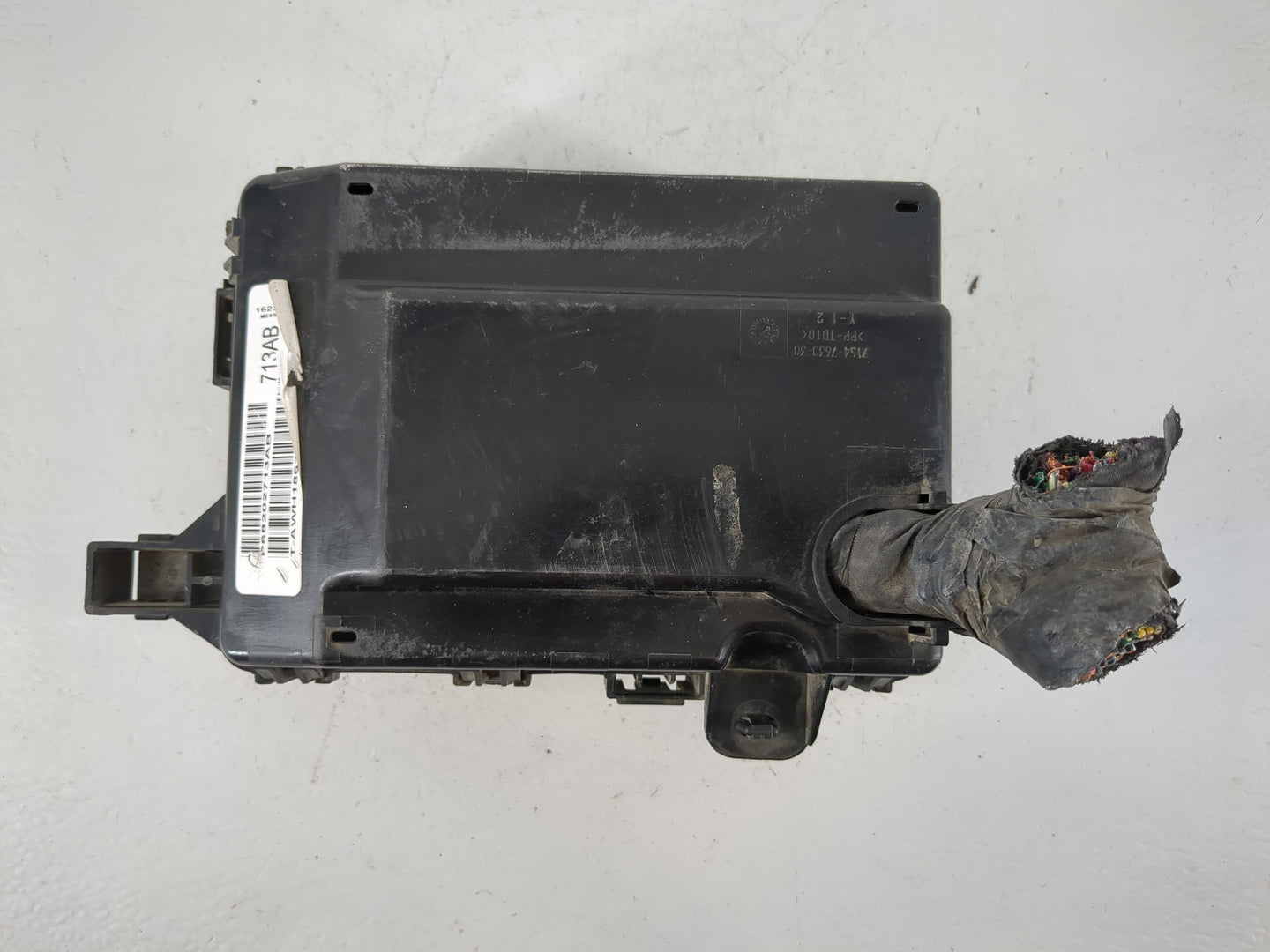 2012-2014 Dodge Charger Fusebox Fuse Box Panel Relay Module P/N:P68202713AB Fits Fits 2012 2013 2014 OEM Used Auto Parts - O