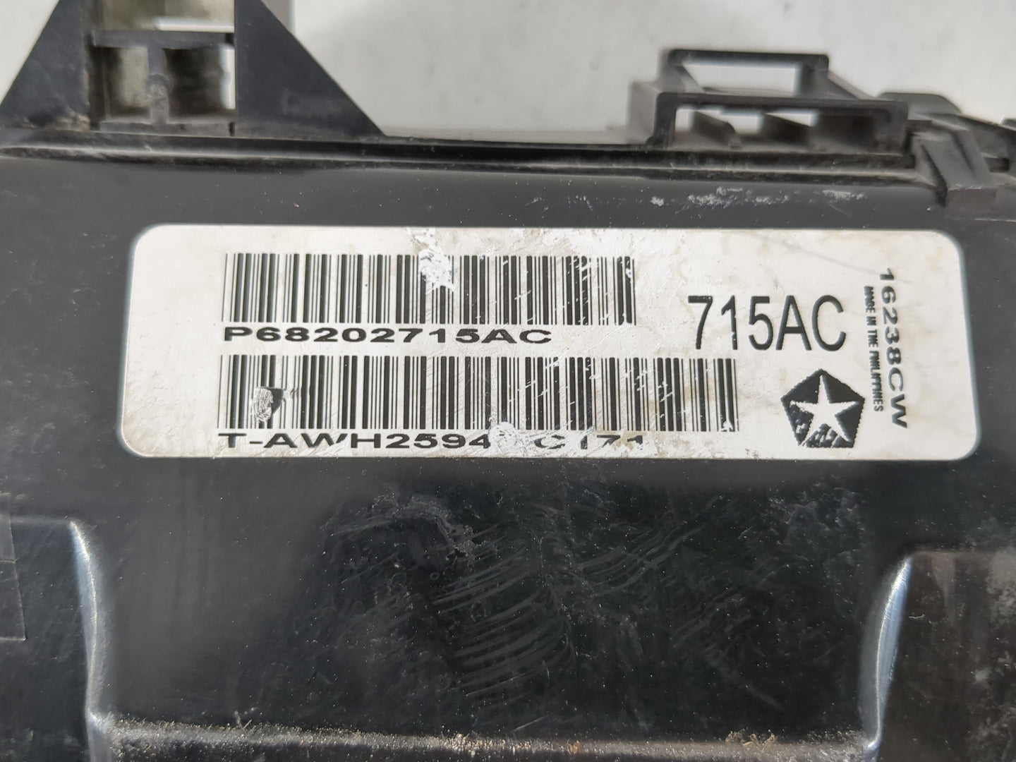 2012-2014 Dodge Charger Fusebox Fuse Box Panel Relay Module P/N:P68202715AC Fits Fits 2012 2013 2014 OEM Used Auto Parts - O