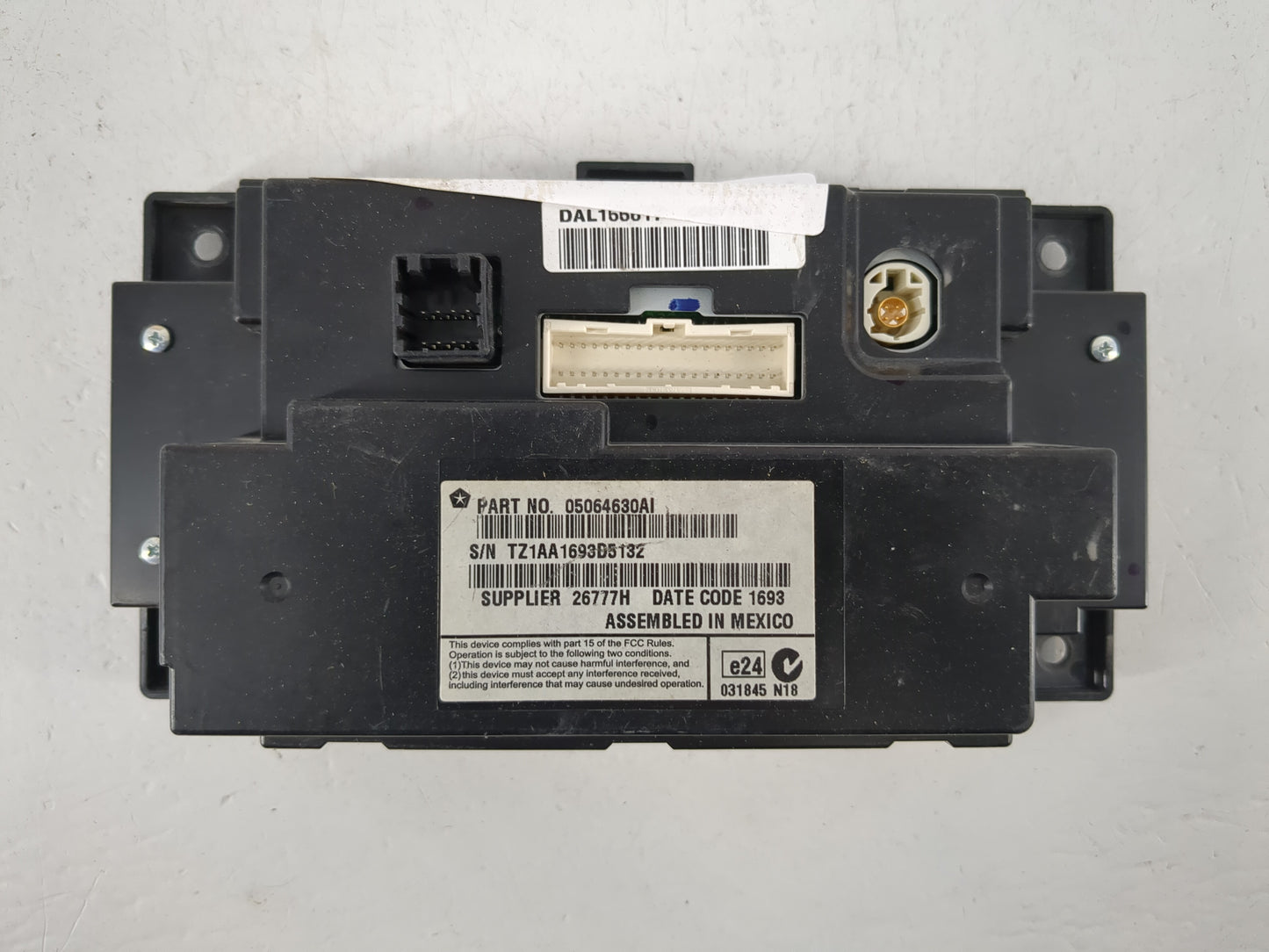 2014 Dodge Charger Radio AM FM Cd Player Receiver Replacement P/N:05064630AI Fits OEM Used Auto Parts - Oemusedautoparts1.co