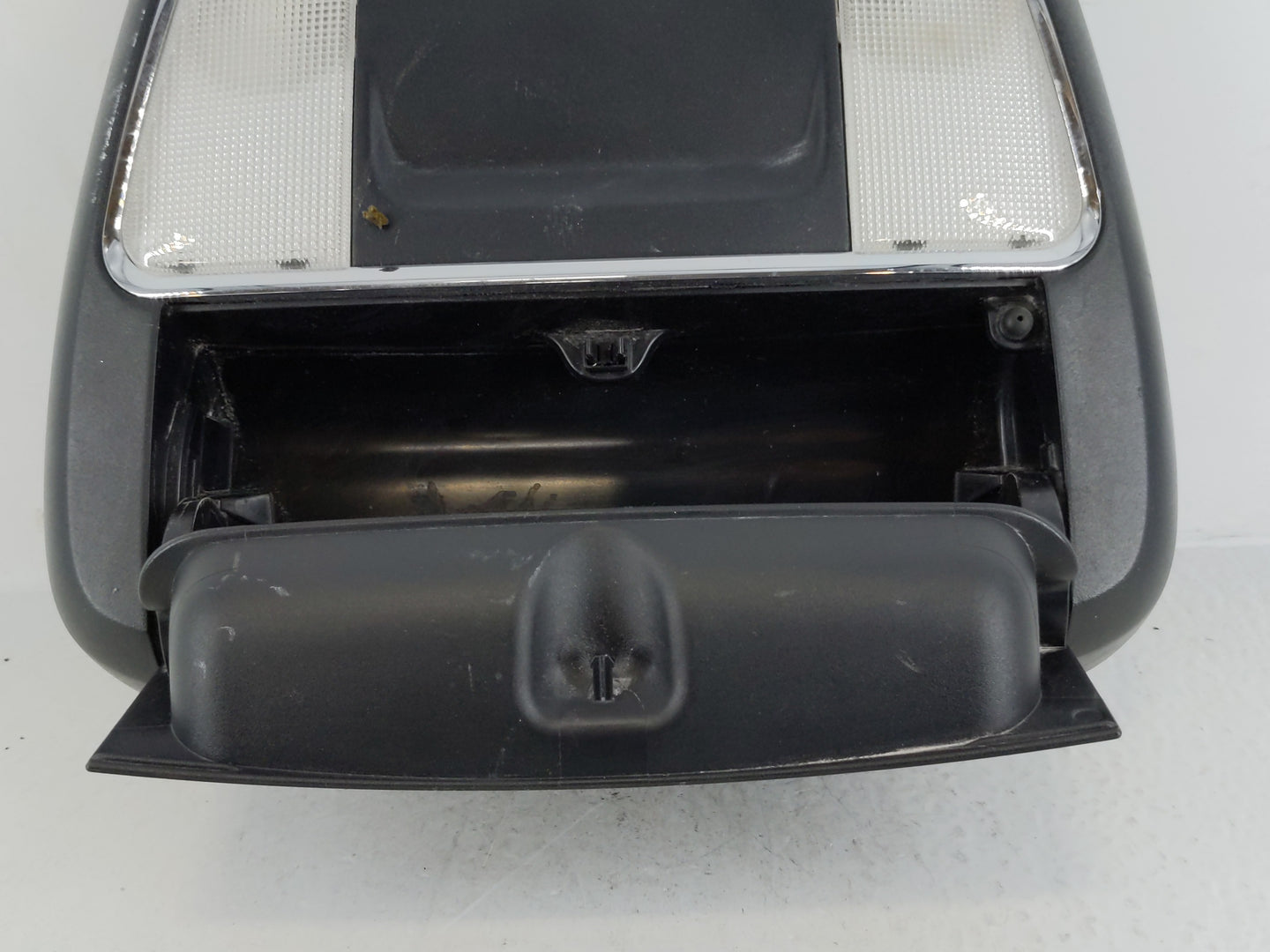 2011-2014 Dodge Charger Overhead Roof Console 1168345 - Oemusedautoparts1.com