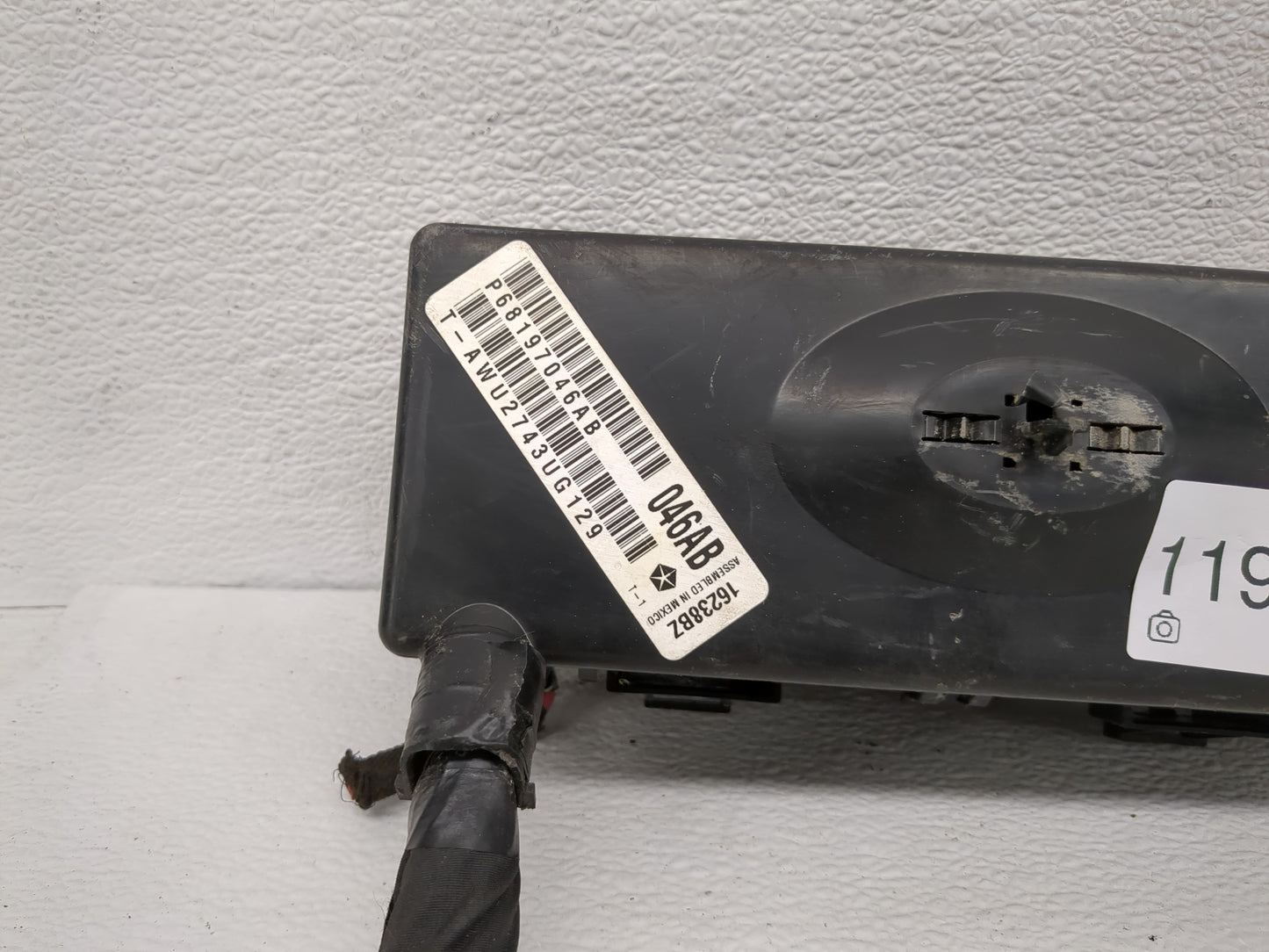 2012-2014 Dodge Charger Fusebox Fuse Box Panel Relay Module P/N:16238BZ P68197046AB Fits Fits 2012 2013 2014 OEM Used Auto P