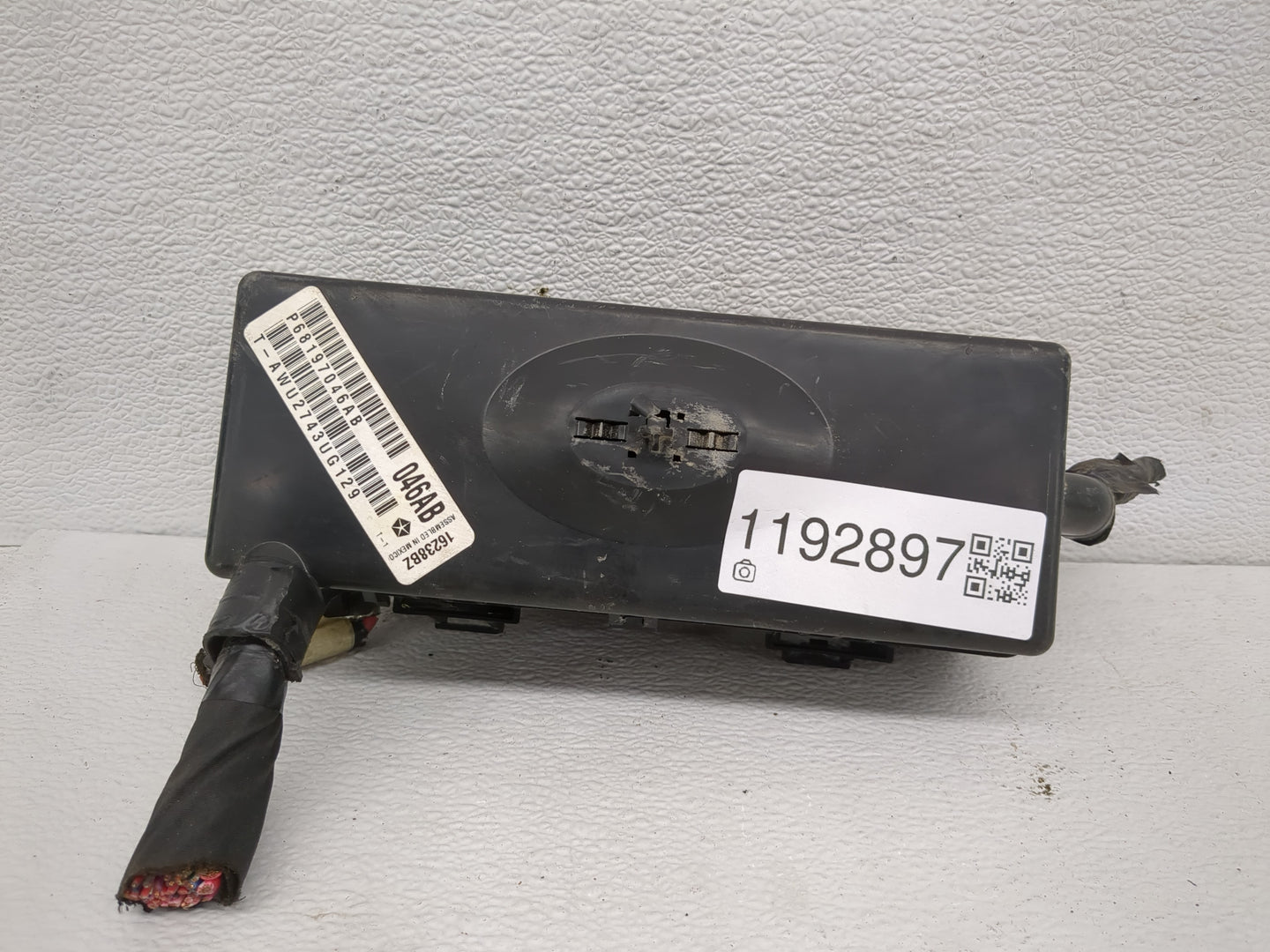 2012-2014 Dodge Charger Fusebox Fuse Box Panel Relay Module P/N:16238BZ P68197046AB Fits Fits 2012 2013 2014 OEM Used Auto P