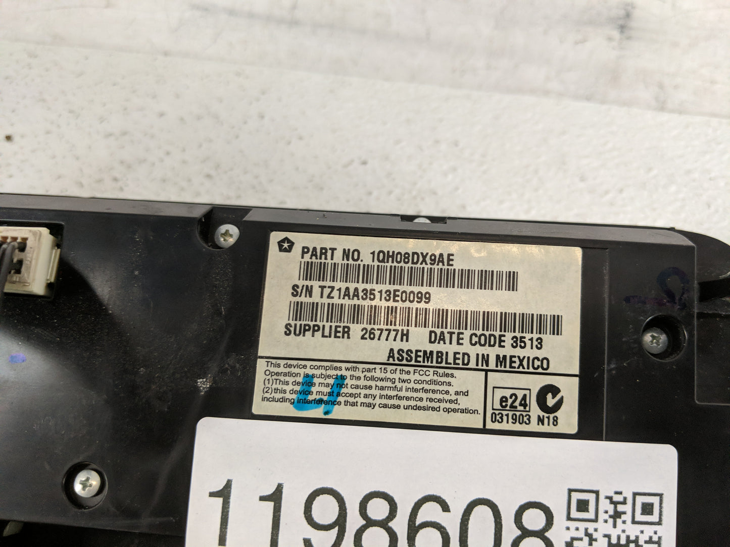 2011-2014 Dodge Charger Climate Control Module Temperature AC/Heater Replacement P/N:1QH08DX9AE Fits Fits 2011 2012 2013 201