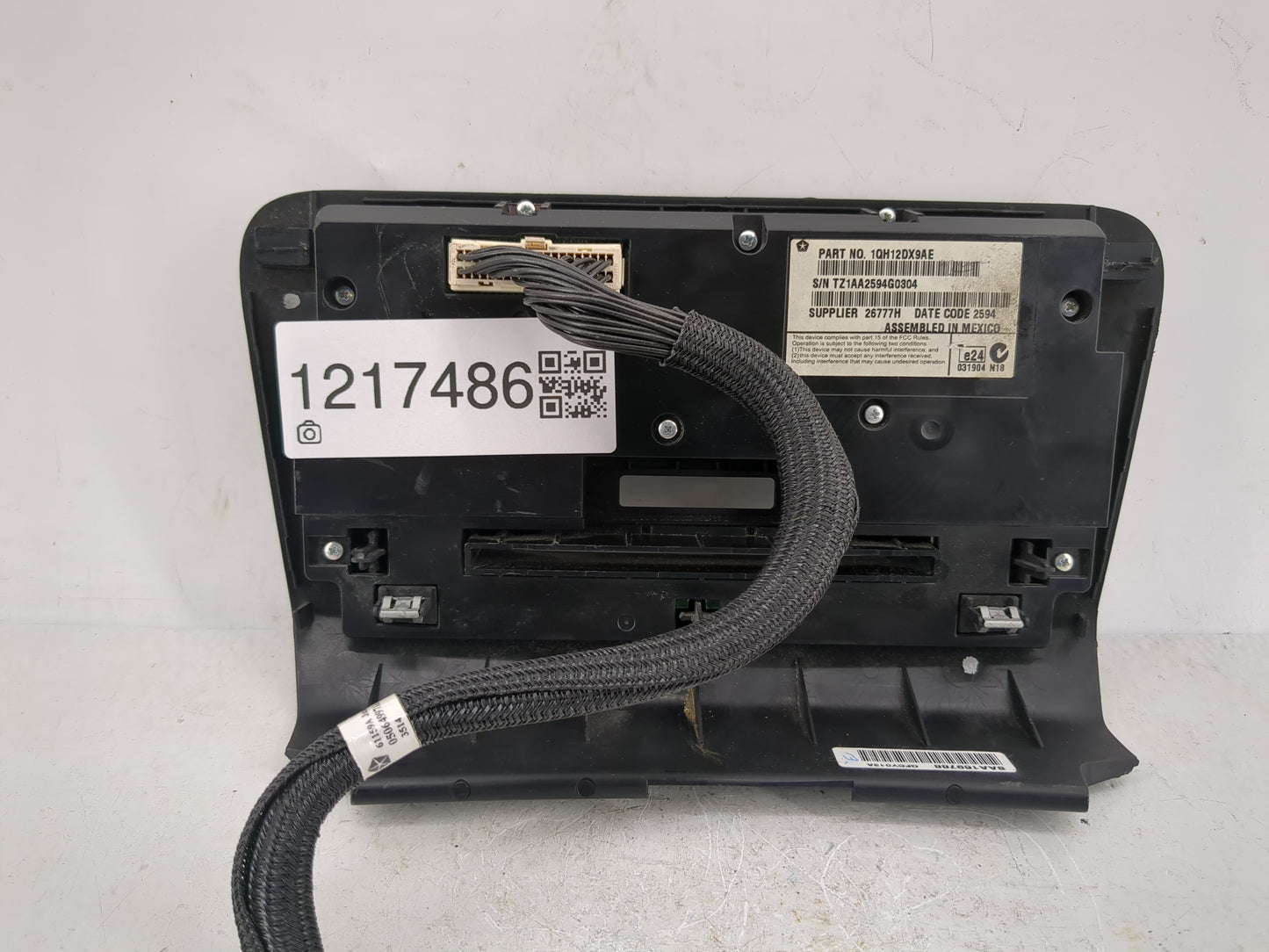 2011-2014 Dodge Charger Climate Control Module Temperature AC/Heater Replacement P/N:1QH12DX9AE Fits Fits 2011 2012 2013 201