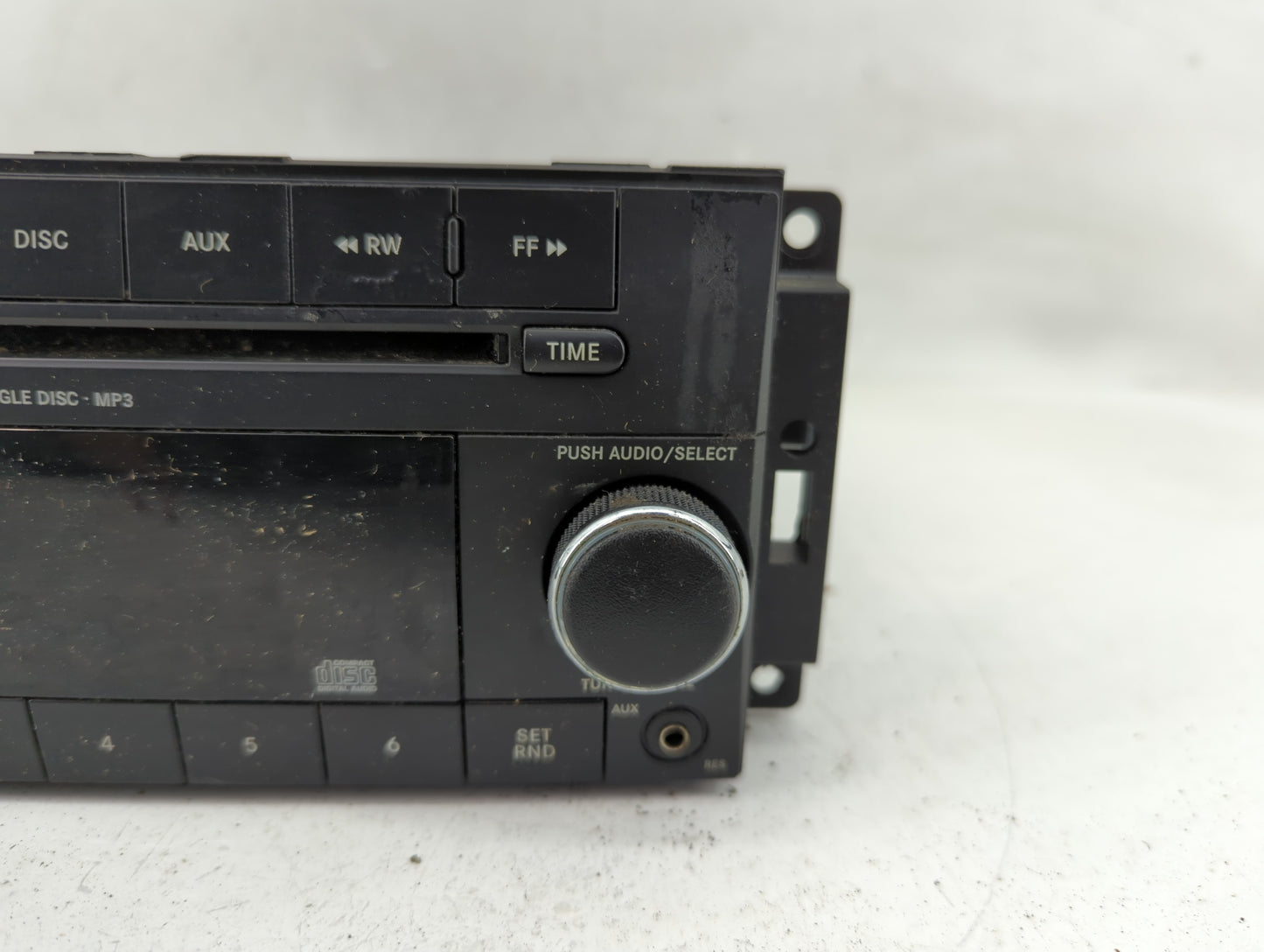 2013-2014 Dodge Charger Radio AM FM Cd Player Receiver Replacement P/N:P05091111AC Fits Fits 2013 2014 OEM Used Auto Parts -