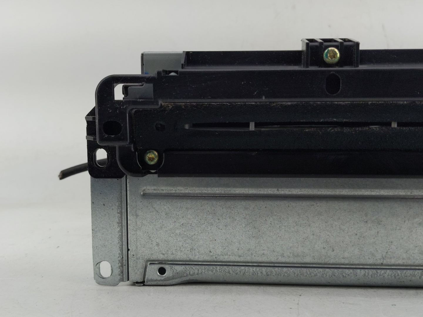 2013-2014 Dodge Charger Radio AM FM Cd Player Receiver Replacement P/N:P68209671AB Fits Fits 2013 2014 OEM Used Auto Parts -