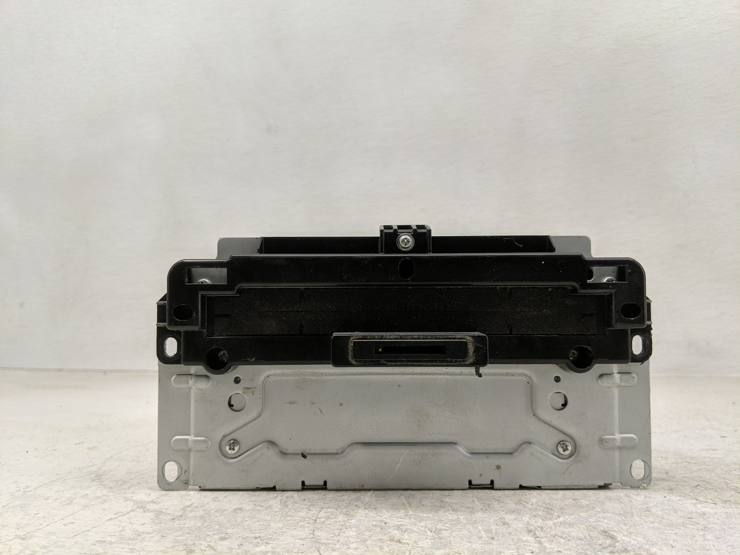 2013-2014 Dodge Charger Radio AM FM Cd Player Receiver Replacement P/N:P68210553AF Fits Fits 2013 2014 OEM Used Auto Parts -