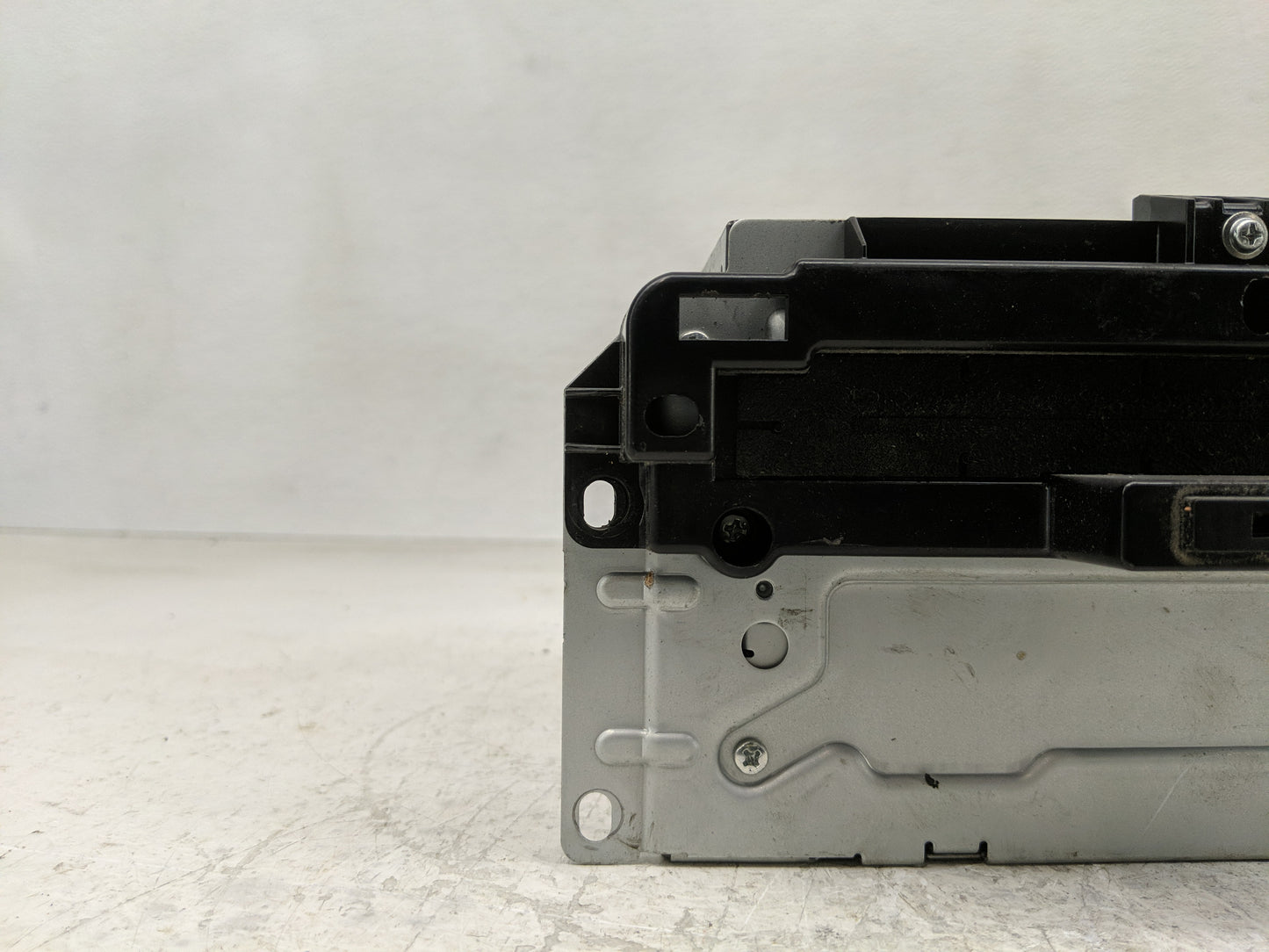 2013-2014 Dodge Charger Radio AM FM Cd Player Receiver Replacement P/N:P68210553AF Fits Fits 2013 2014 OEM Used Auto Parts -