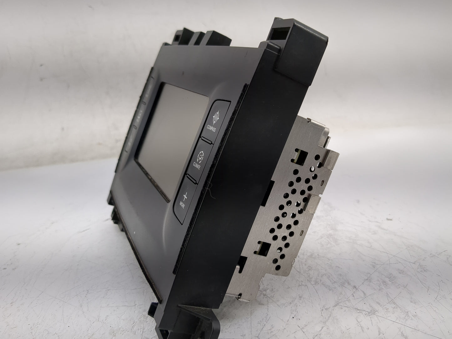 2013-2014 Dodge Charger Radio AM FM Cd Player Receiver Replacement P/N:68269532AD Fits Fits 2013 2014 OEM Used Auto Parts - 