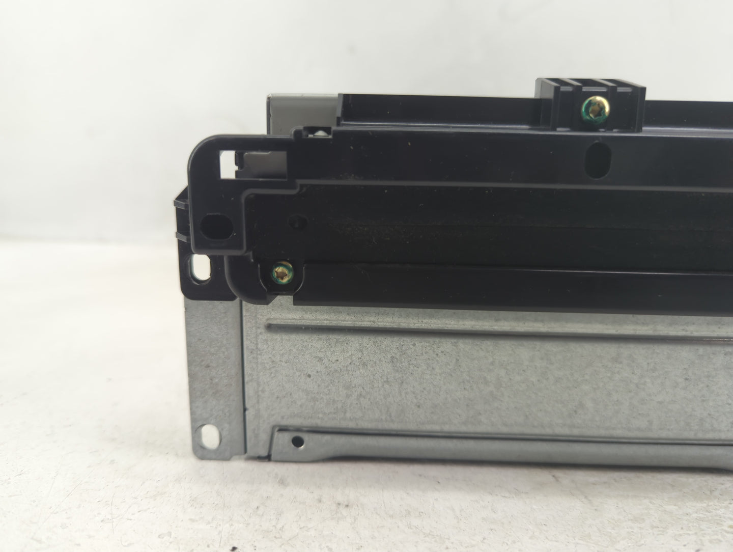 2013-2014 Dodge Charger Radio AM FM Cd Player Receiver Replacement P/N:5091922AA Fits Fits 2013 2014 OEM Used Auto Parts - O