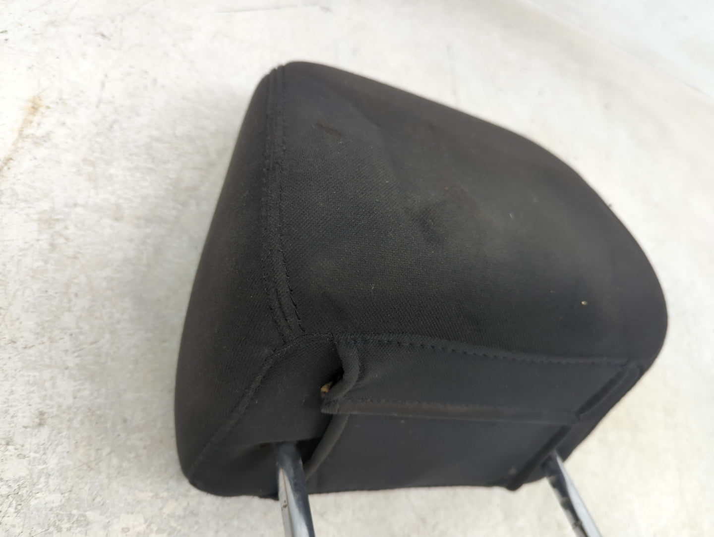 2011-2014 Dodge Charger Headrest Head Rest Front Driver Passenger Seat Fits Fits 2011 2012 2013 2014 OEM Used Auto Parts - O