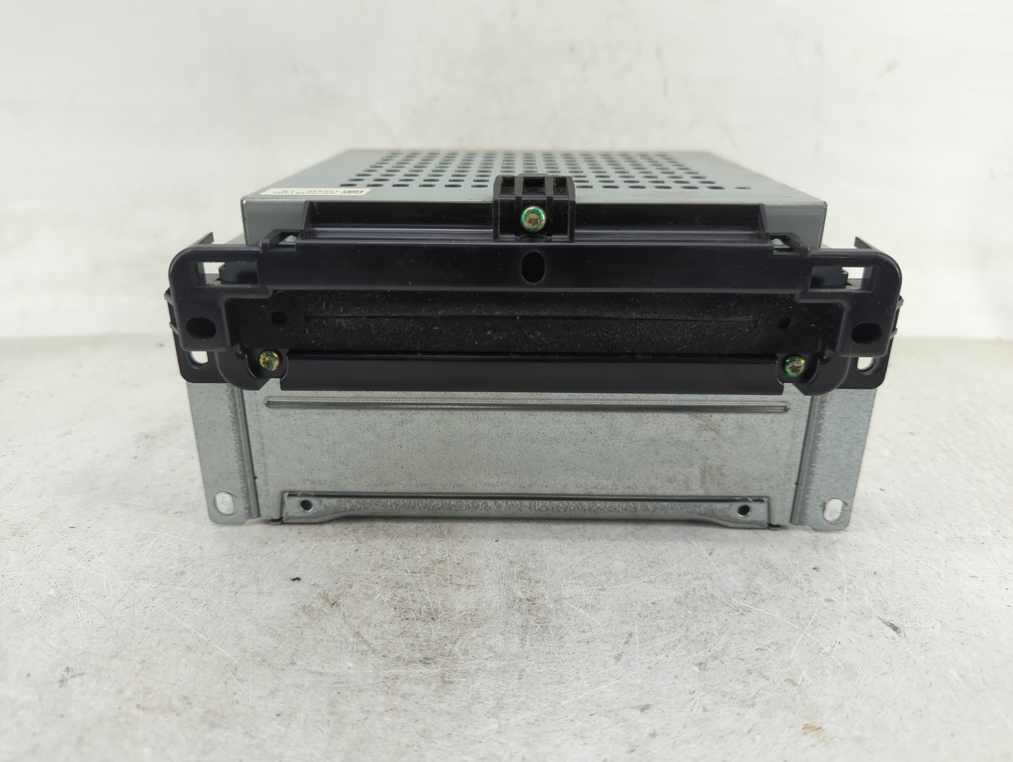 2013-2014 Dodge Charger Radio AM FM Cd Player Receiver Replacement P/N:P68209671AB Fits Fits 2013 2014 OEM Used Auto Parts -