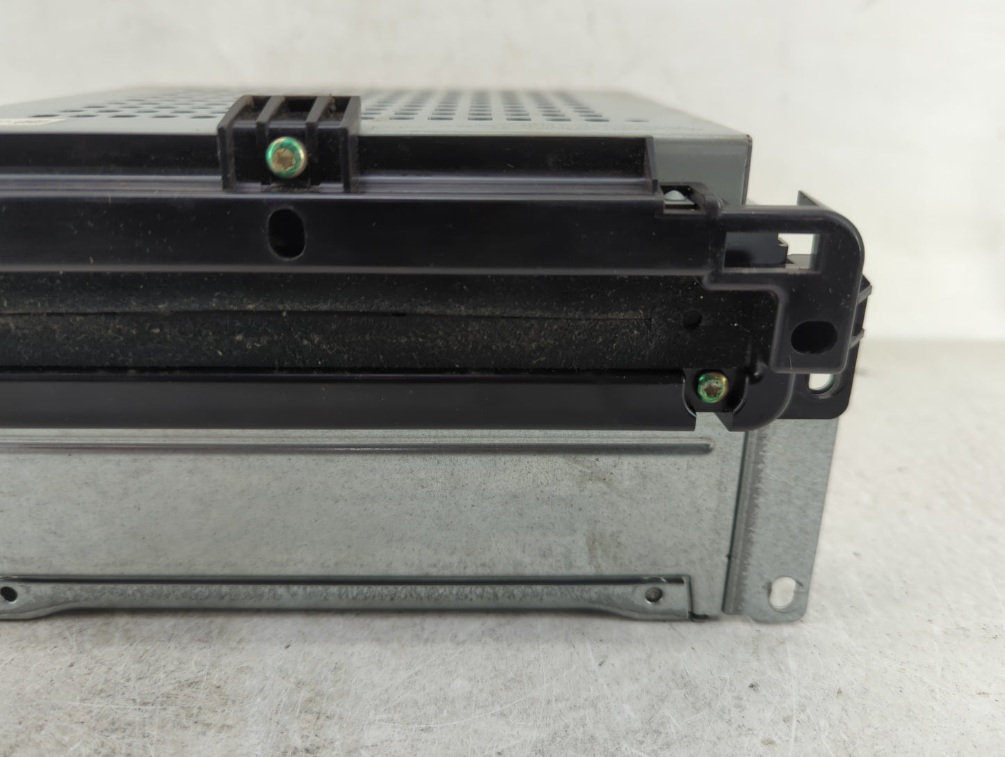 2013-2014 Dodge Charger Radio AM FM Cd Player Receiver Replacement P/N:P68209671AB Fits Fits 2013 2014 OEM Used Auto Parts -