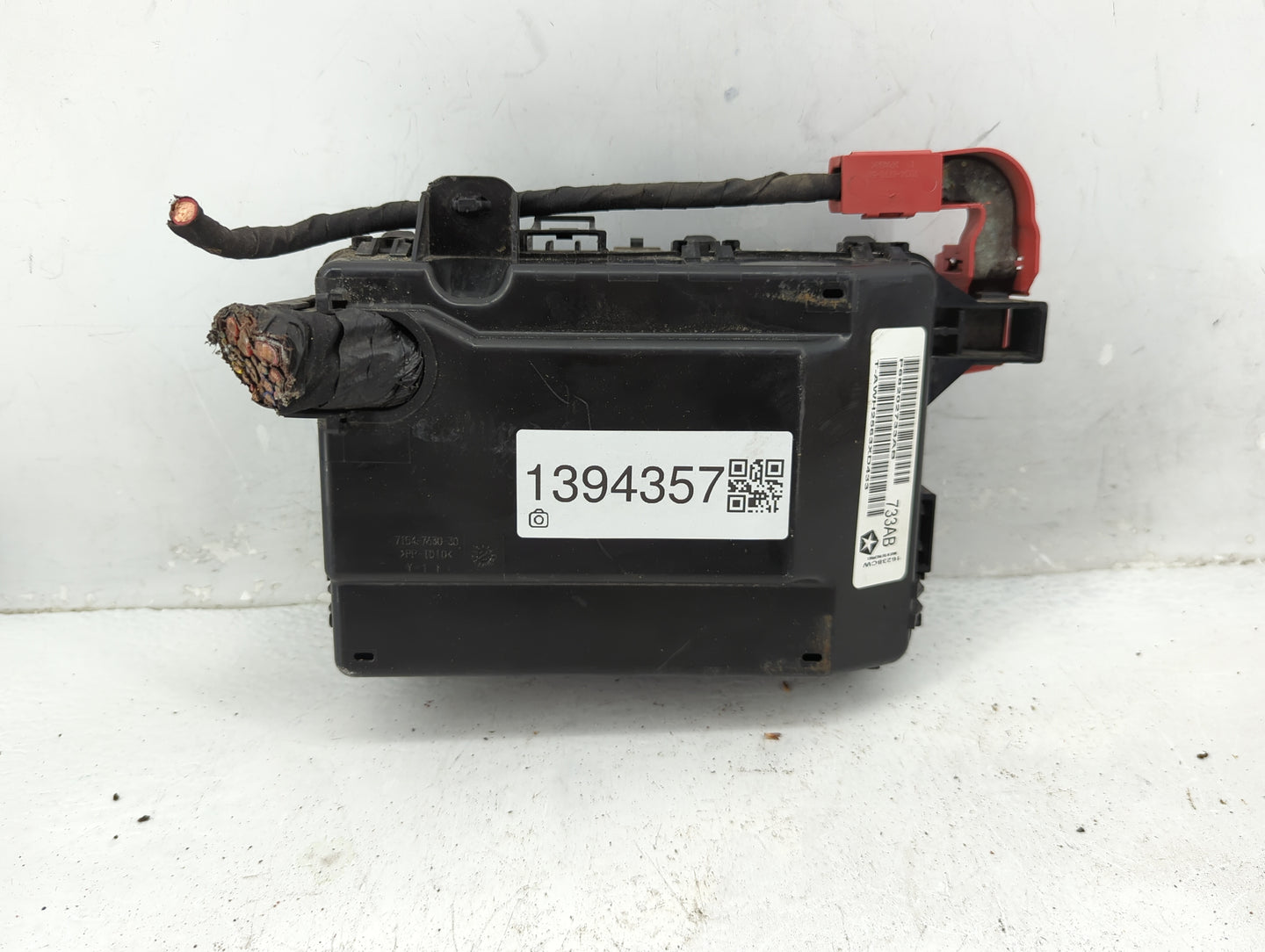 2012-2014 Dodge Charger Fusebox Fuse Box Panel Relay Module P/N:P68202733AB P68202713AB Fits Fits 2012 2013 2014 OEM Used Au