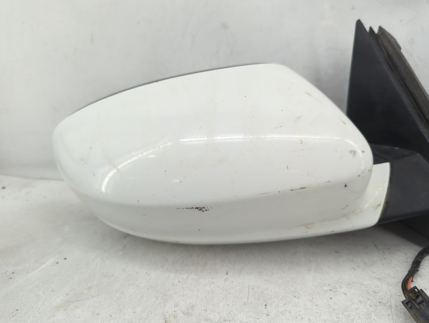 2011-2014 Dodge Charger Passenger Side View Mirror - Right Door Mirror OEM Used - Oemusedautoparts1.com