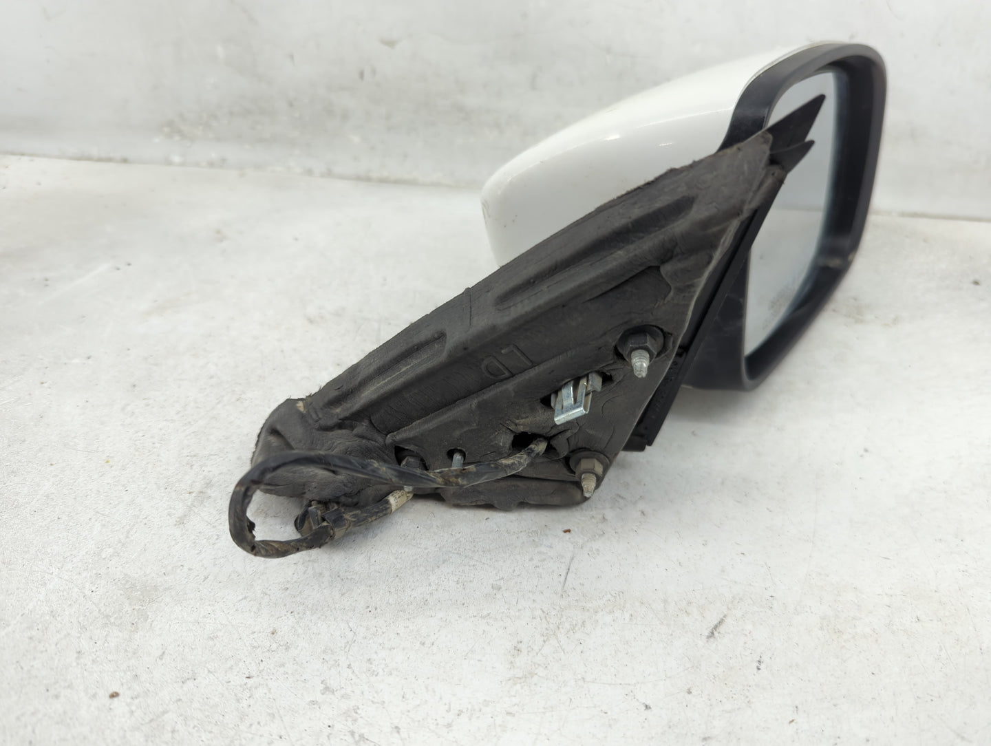 2011-2014 Dodge Charger Passenger Side View Mirror - Right Door Mirror OEM Used - Oemusedautoparts1.com