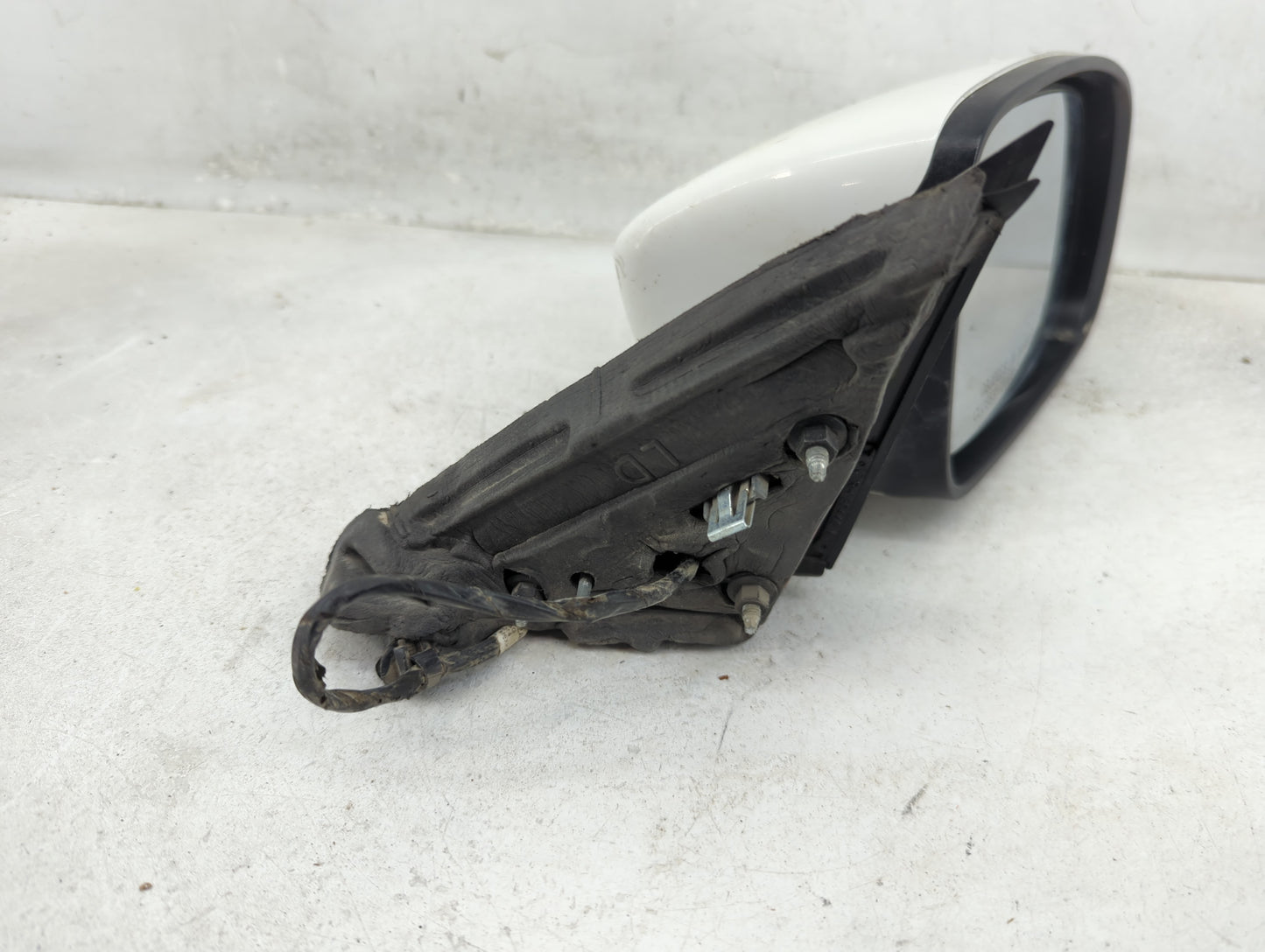 2011-2014 Dodge Charger Passenger Side View Mirror - Right Door Mirror OEM Used - Oemusedautoparts1.com