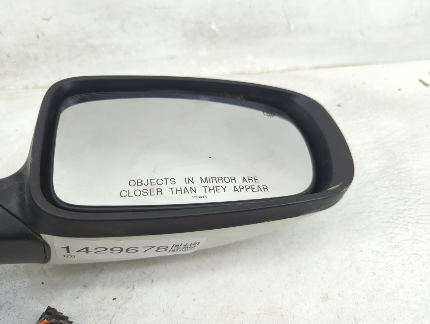 2011-2014 Dodge Charger Passenger Side View Mirror - Right Door Mirror OEM Used - Oemusedautoparts1.com