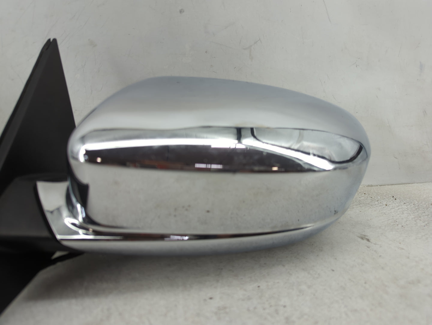 2011-2014 Dodge Charger Driver Side View Mirror - Left Door Mirror OEM Used - Oemusedautoparts1.com