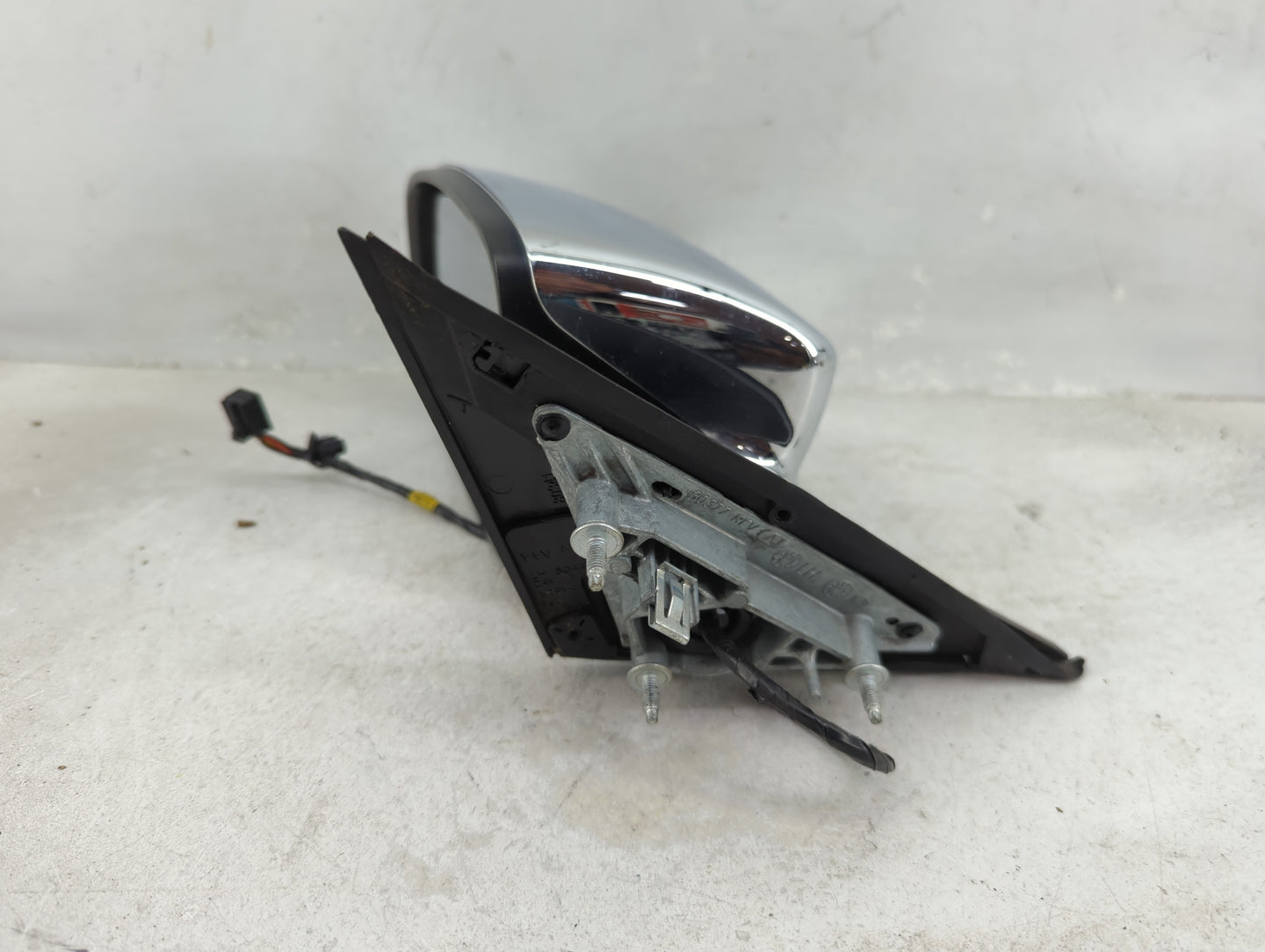 2011-2014 Dodge Charger Driver Side View Mirror - Left Door Mirror OEM Used - Oemusedautoparts1.com