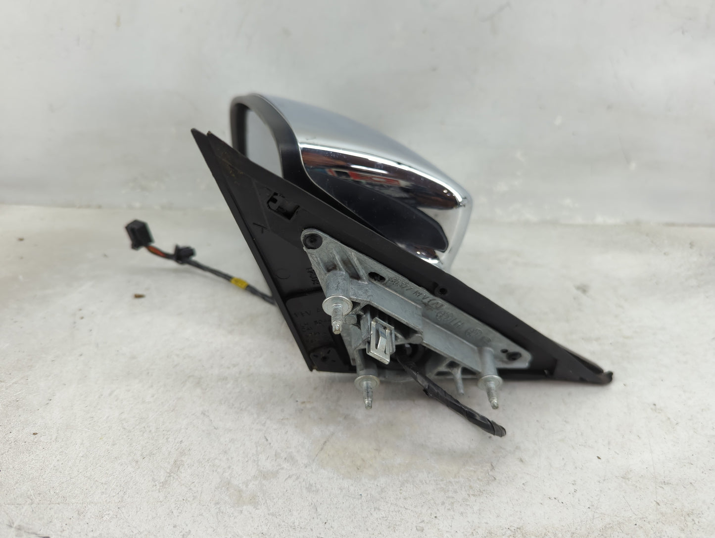 2011-2014 Dodge Charger Driver Side View Mirror - Left Door Mirror OEM Used - Oemusedautoparts1.com