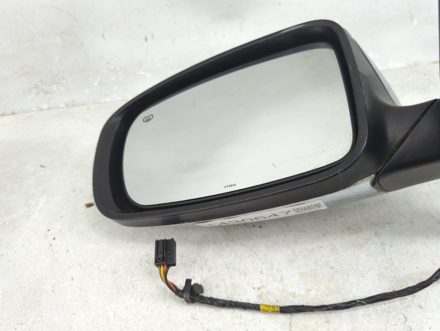2011-2014 Dodge Charger Driver Side View Mirror - Left Door Mirror OEM Used - Oemusedautoparts1.com