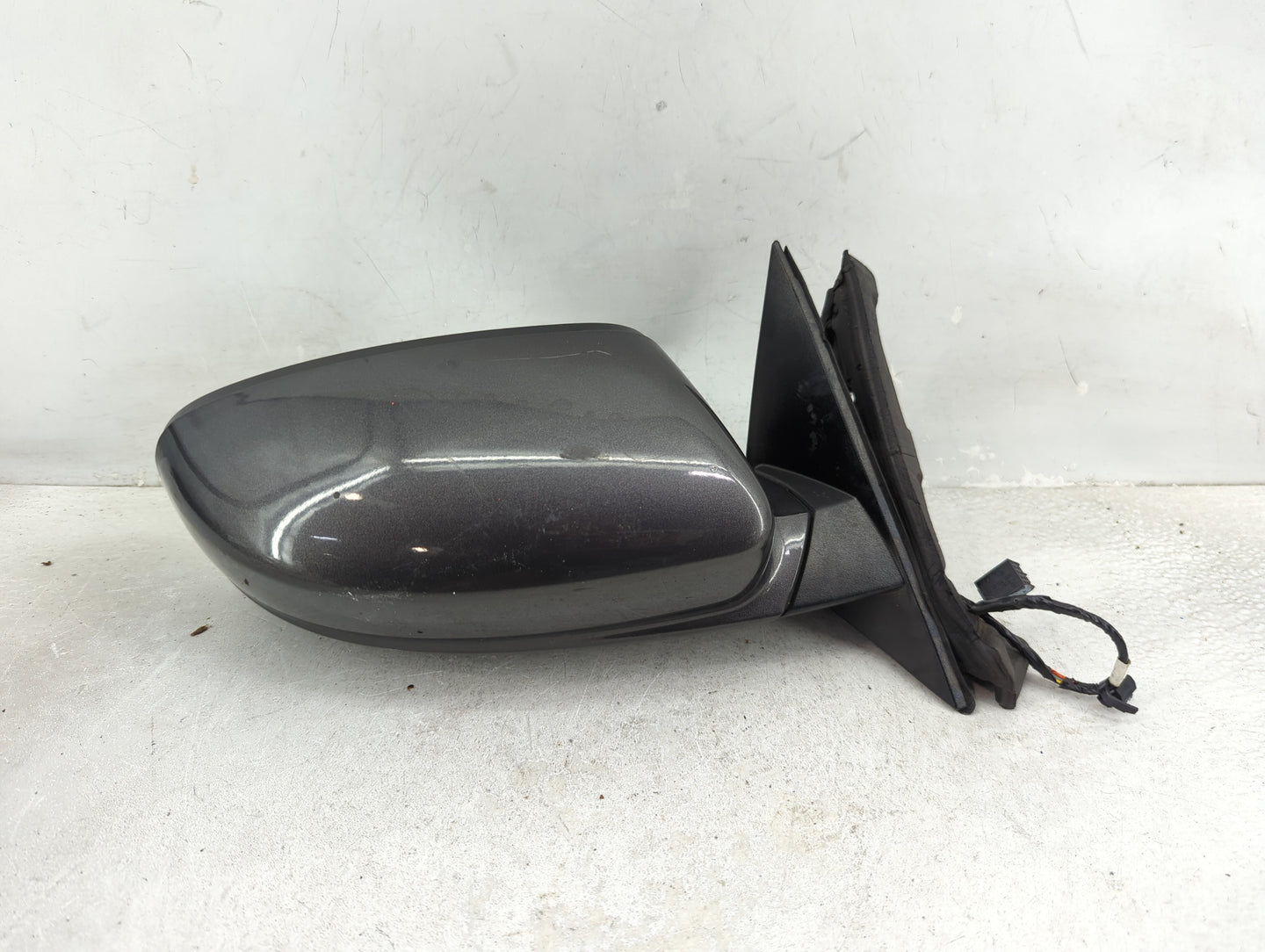 2011-2014 Dodge Charger Passenger Side View Mirror - Right Door Mirror OEM Used - Oemusedautoparts1.com