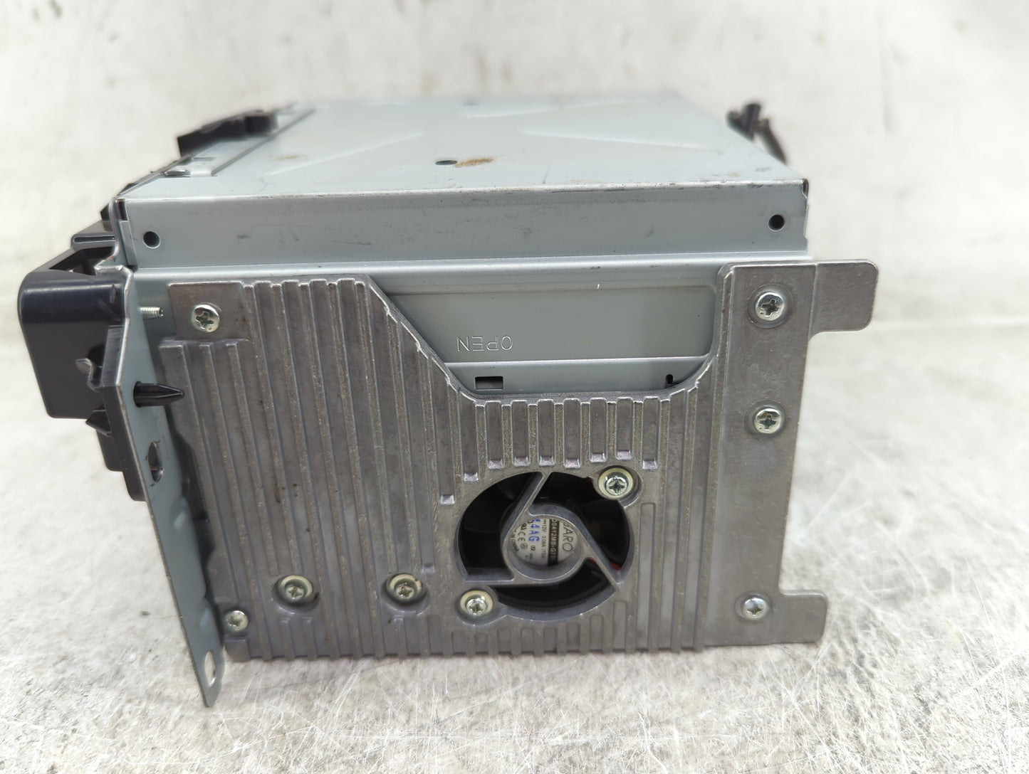 2014 Dodge Charger Radio AM FM Cd Player Receiver Replacement P/N:P68210553AF CQ-ZC03E1GXC Fits OEM Used Auto Parts - Oemuse