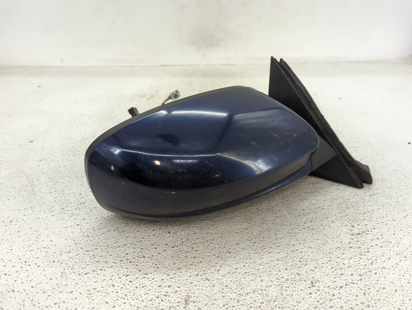 2011-2014 Dodge Charger Passenger Side View Mirror - Right Door Mirror OEM Used - Oemusedautoparts1.com