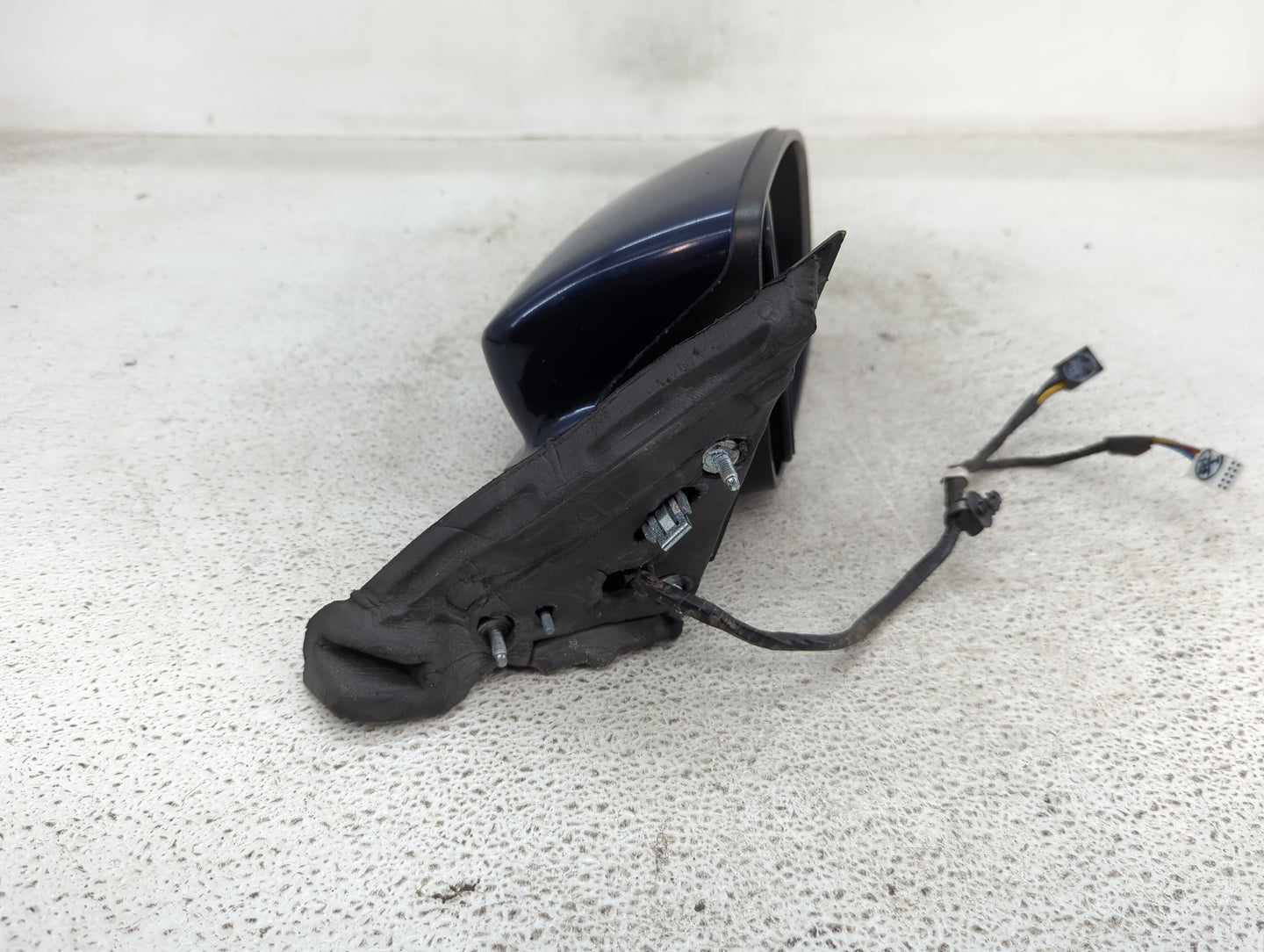 2011-2014 Dodge Charger Passenger Side View Mirror - Right Door Mirror OEM Used - Oemusedautoparts1.com