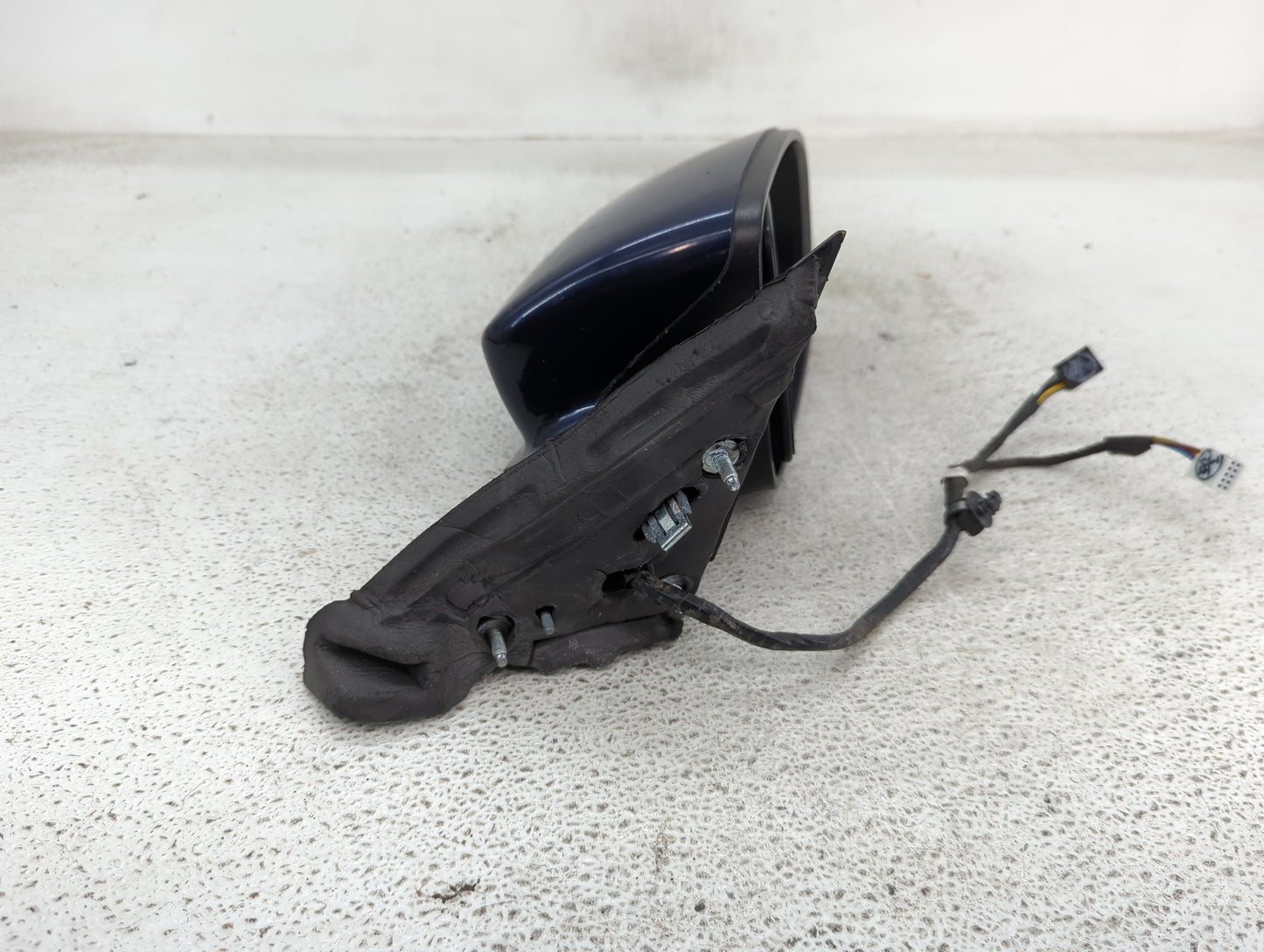 2011-2014 Dodge Charger Passenger Side View Mirror - Right Door Mirror OEM Used - Oemusedautoparts1.com