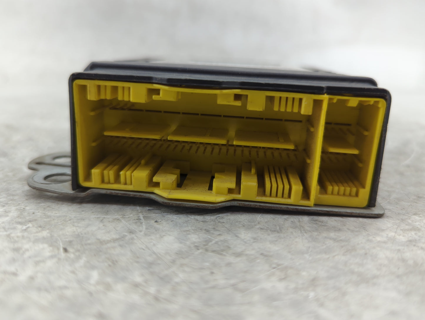 2011-2014 Dodge Charger Safety Restraint Srs Airbag Control Module - Oemusedautoparts1.com