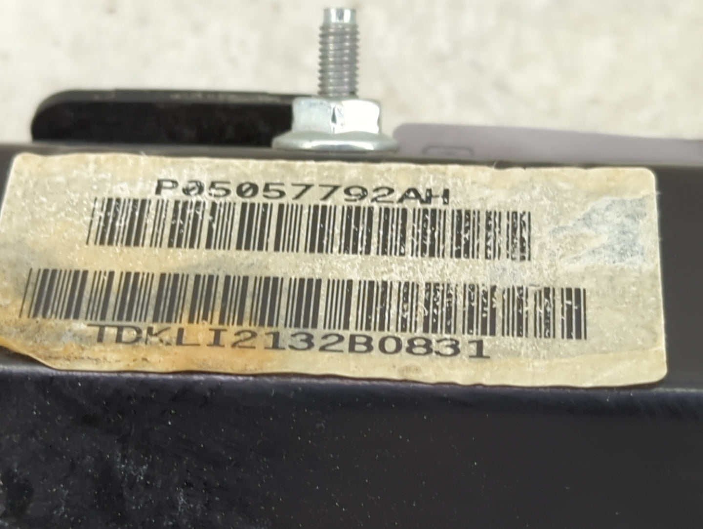 2015-2022 Dodge Charger Air Bag Driver Left Knee OEM P/N:P05057792AH TDKLI2132B0831 Fits OEM Used Auto Parts - Oemusedautopa