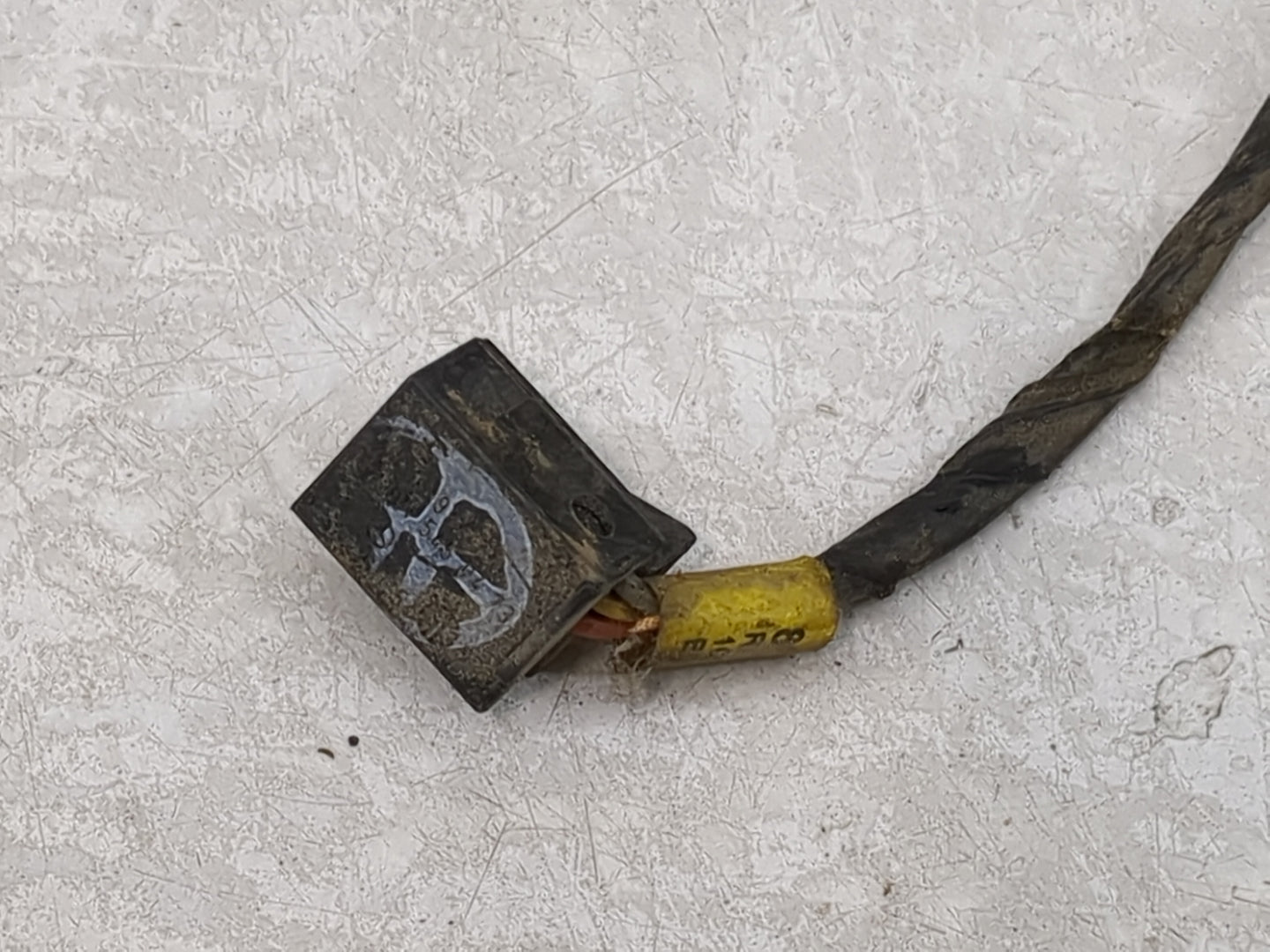2011-2014 Dodge Charger Driver Side View Mirror - Left Door Mirror OEM Used - Oemusedautoparts1.com