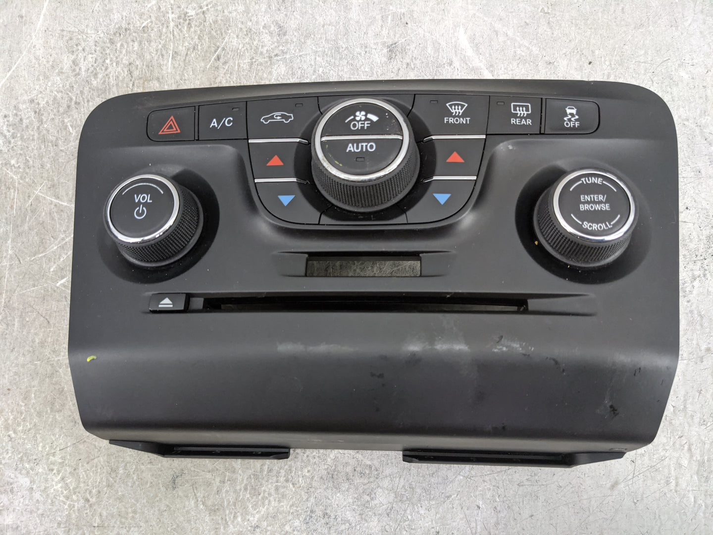 2013-2014 Dodge Charger Climate Control Module Temperature AC/Heater Replacement P/N:1QH12DX9AE Fits Fits 2013 2014 OEM Used