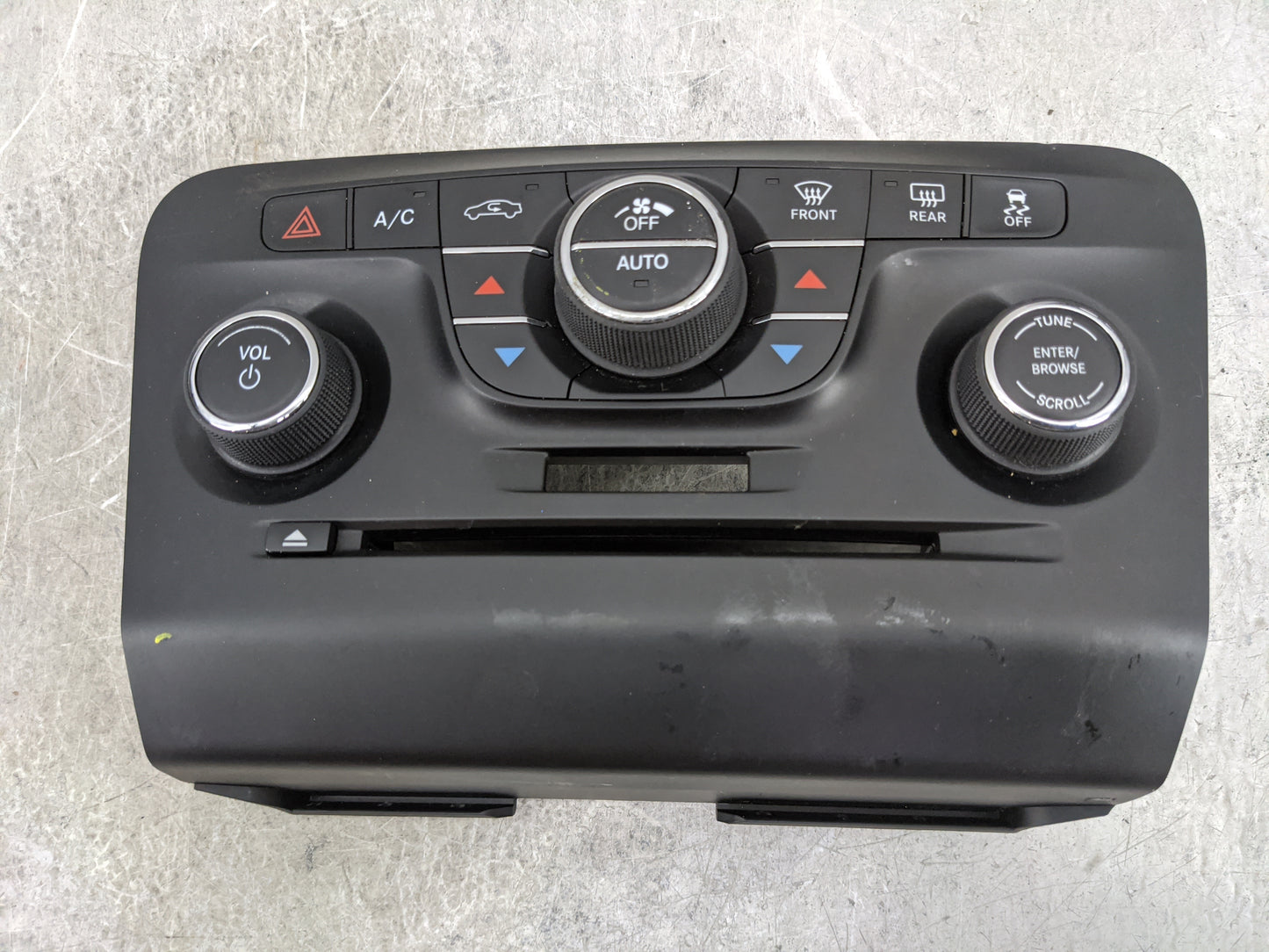 2013-2014 Dodge Charger Climate Control Module Temperature AC/Heater Replacement P/N:1QH12DX9AE Fits Fits 2013 2014 OEM Used