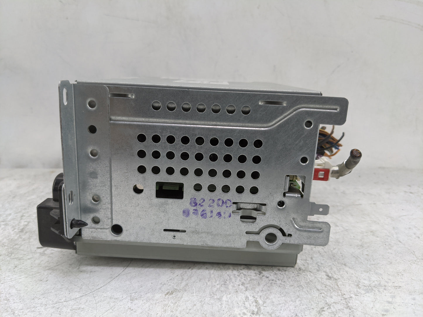 2013-2014 Dodge Charger Radio AM FM Cd Player Receiver Replacement P/N:P68209671AB A2C0018140O, A2C533898220O Fits Fits 2013